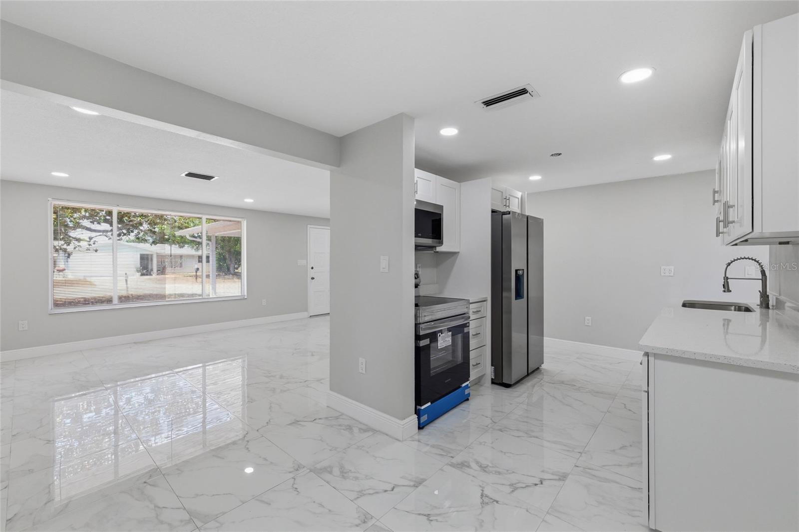 7526 PINEAPPLE LN, PORT RICHEY, FL, 34668