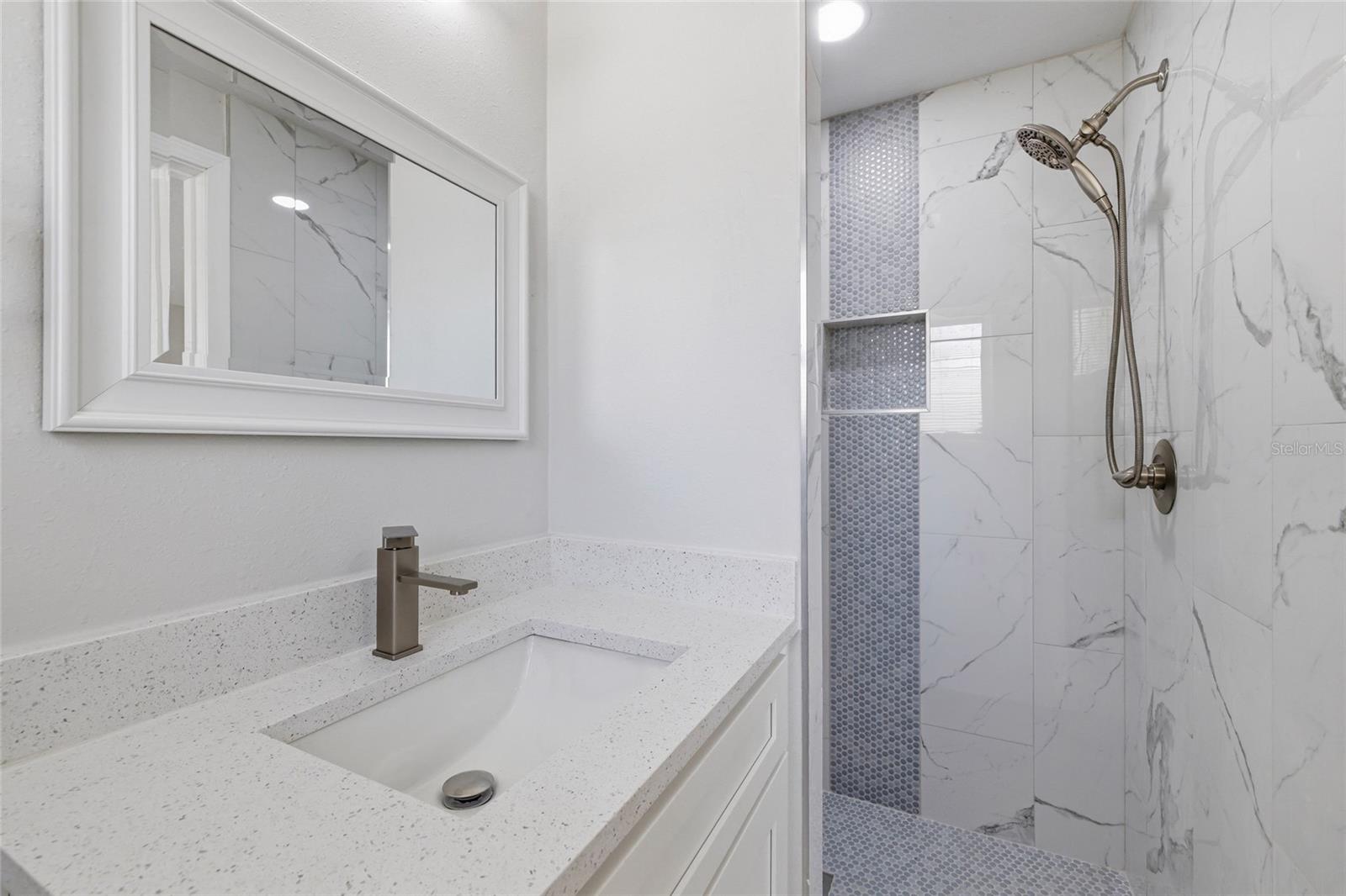 7526 PINEAPPLE LN, PORT RICHEY, FL, 34668