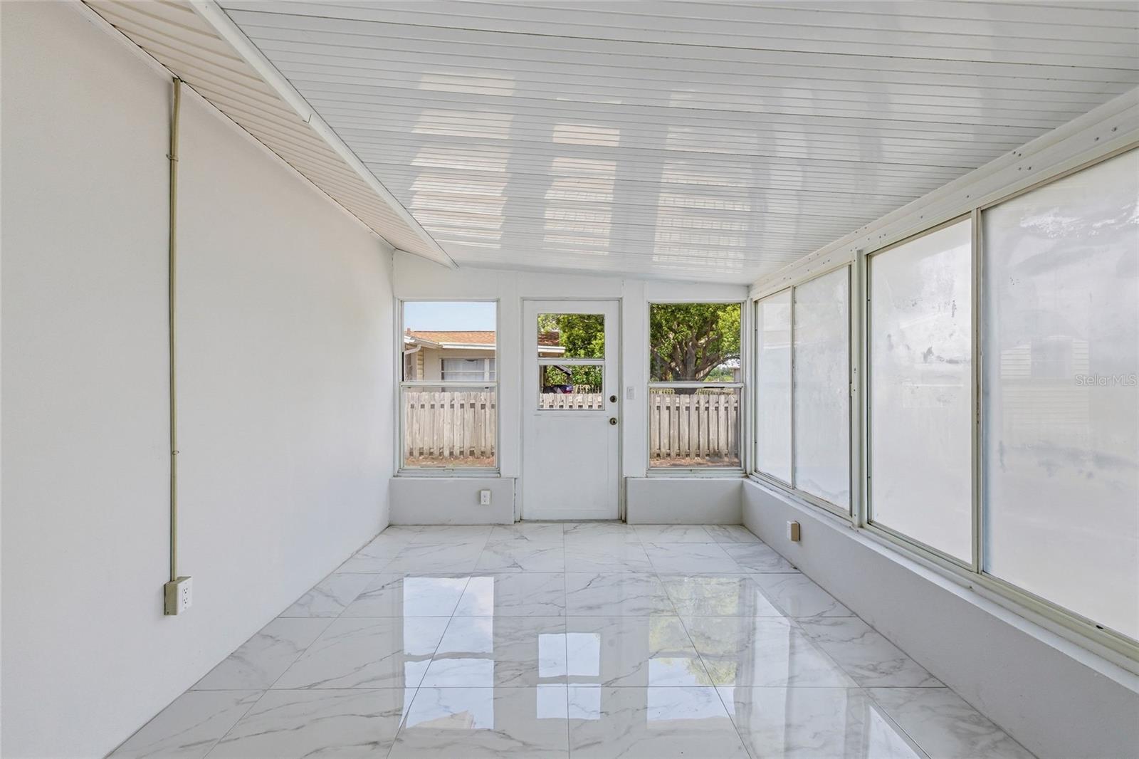 7526 PINEAPPLE LN, PORT RICHEY, FL, 34668
