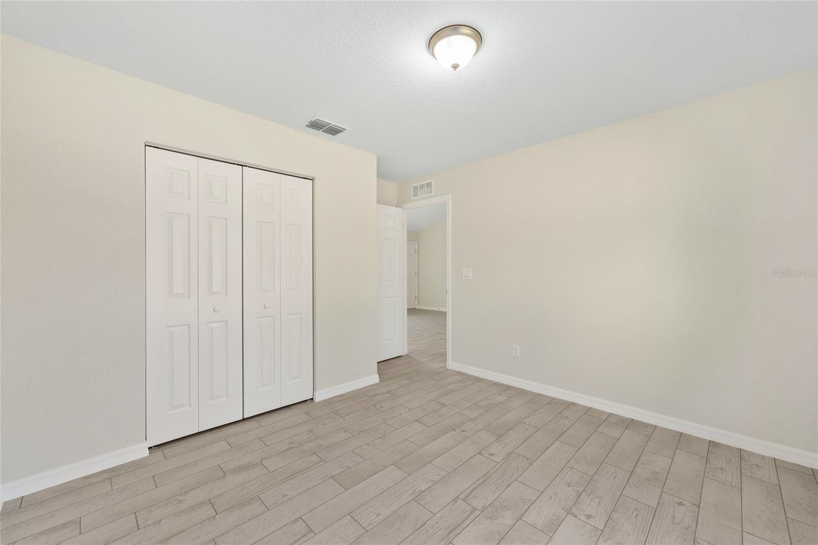360 LOCUST RD, OCALA, FL, 34472