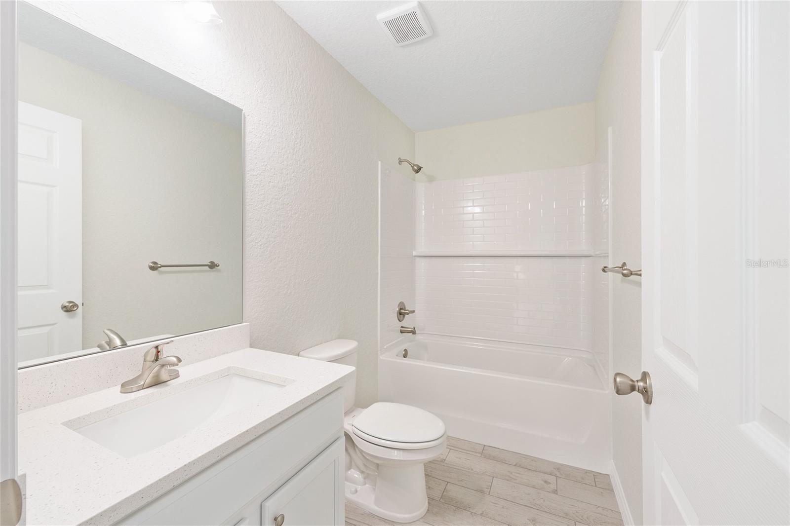 360 LOCUST RD, OCALA, FL, 34472