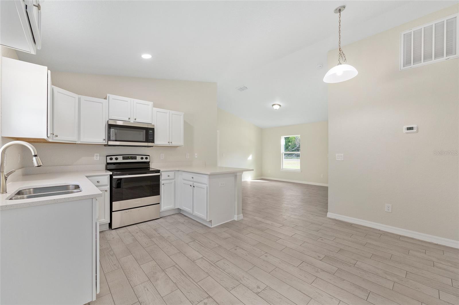 360 LOCUST RD, OCALA, FL, 34472