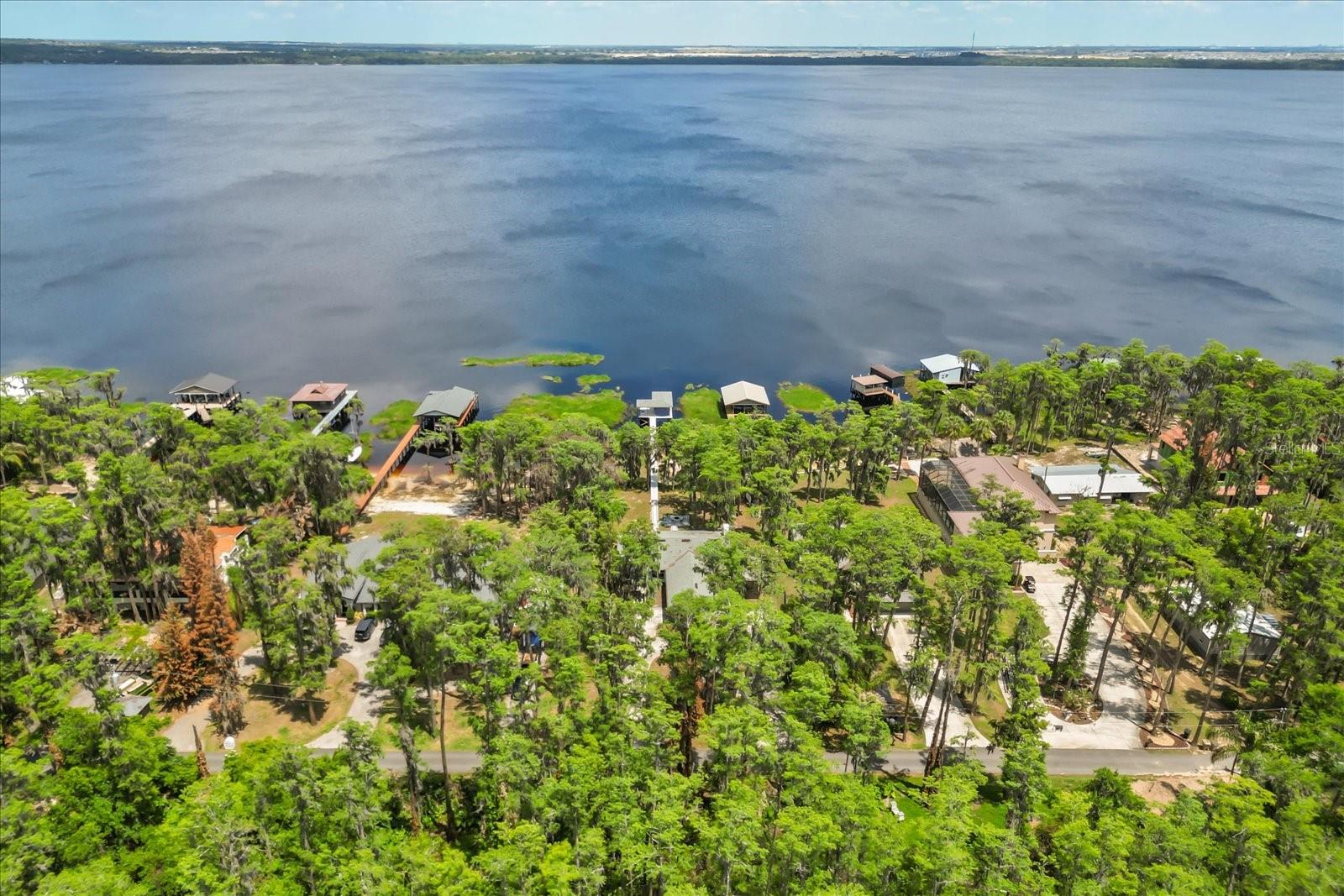 9118 EDGEWATER DR, CLERMONT, FL, 34711