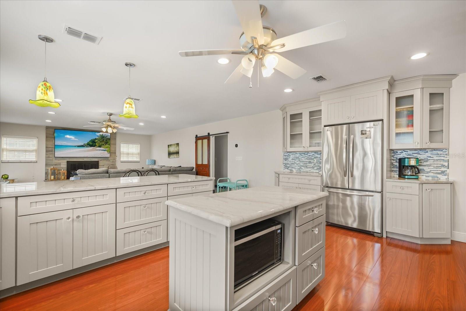 9118 EDGEWATER DR, CLERMONT, FL, 34711