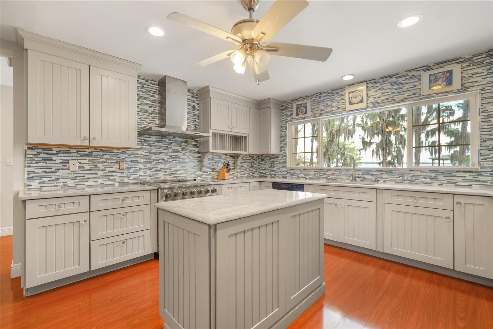 9118 EDGEWATER DR, CLERMONT, FL, 34711