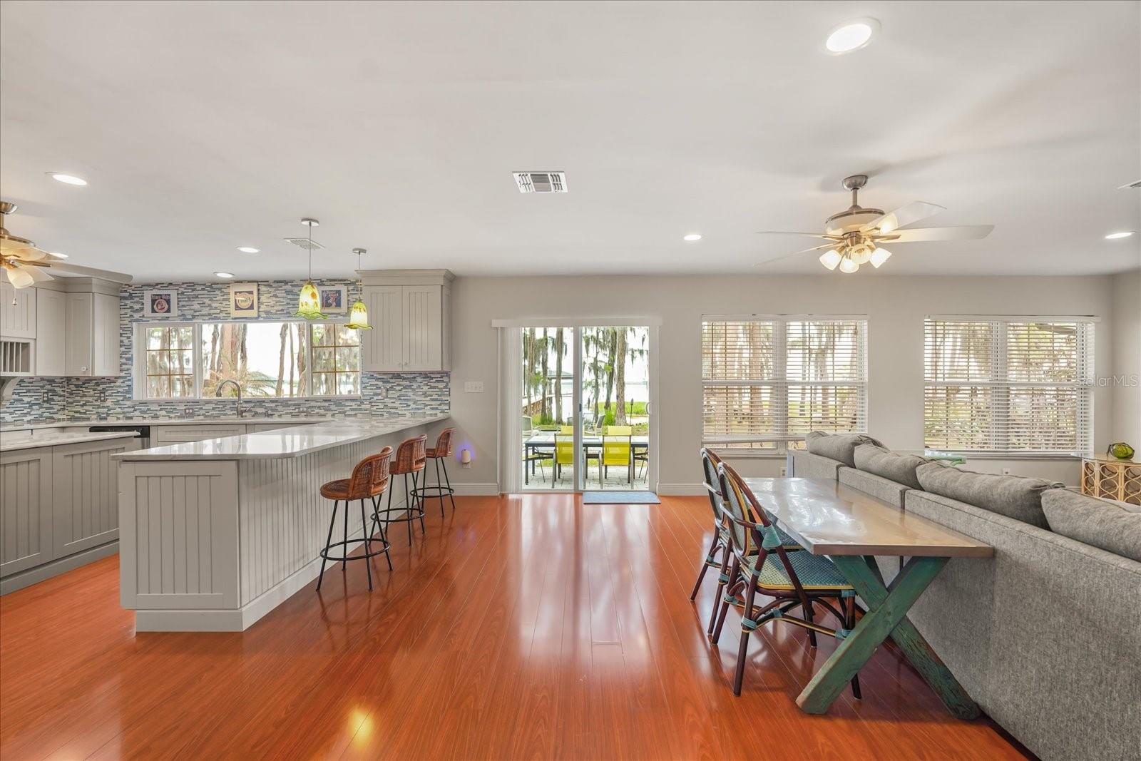 9118 EDGEWATER DR, CLERMONT, FL, 34711