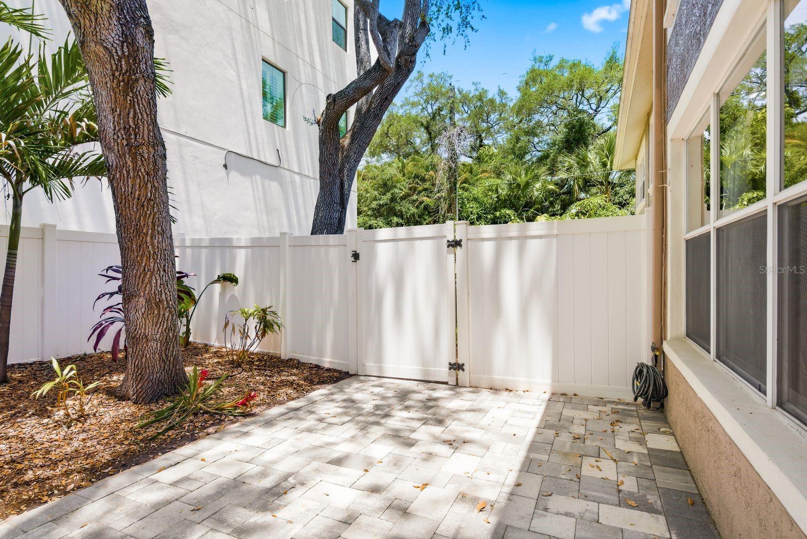 4811 BAYSHORE BLVD #303, TAMPA, FL, 33611