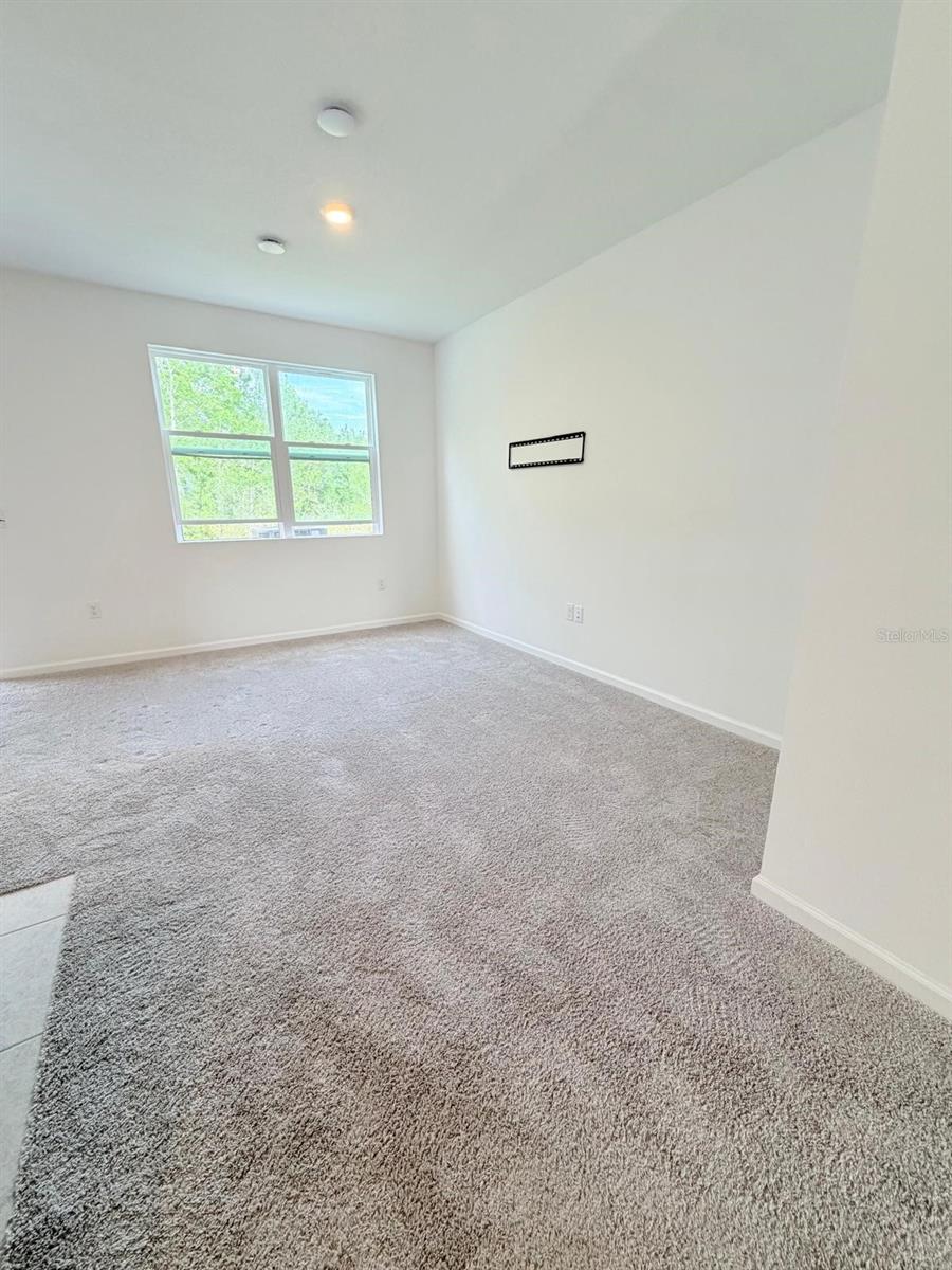 3057 TEMPLES CROSSING BLVD, DAVENPORT, FL, 33837