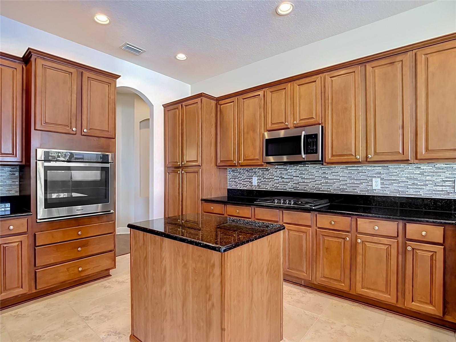 1439 BEACONSFIELD DR, WESLEY CHAPEL, FL, 33543