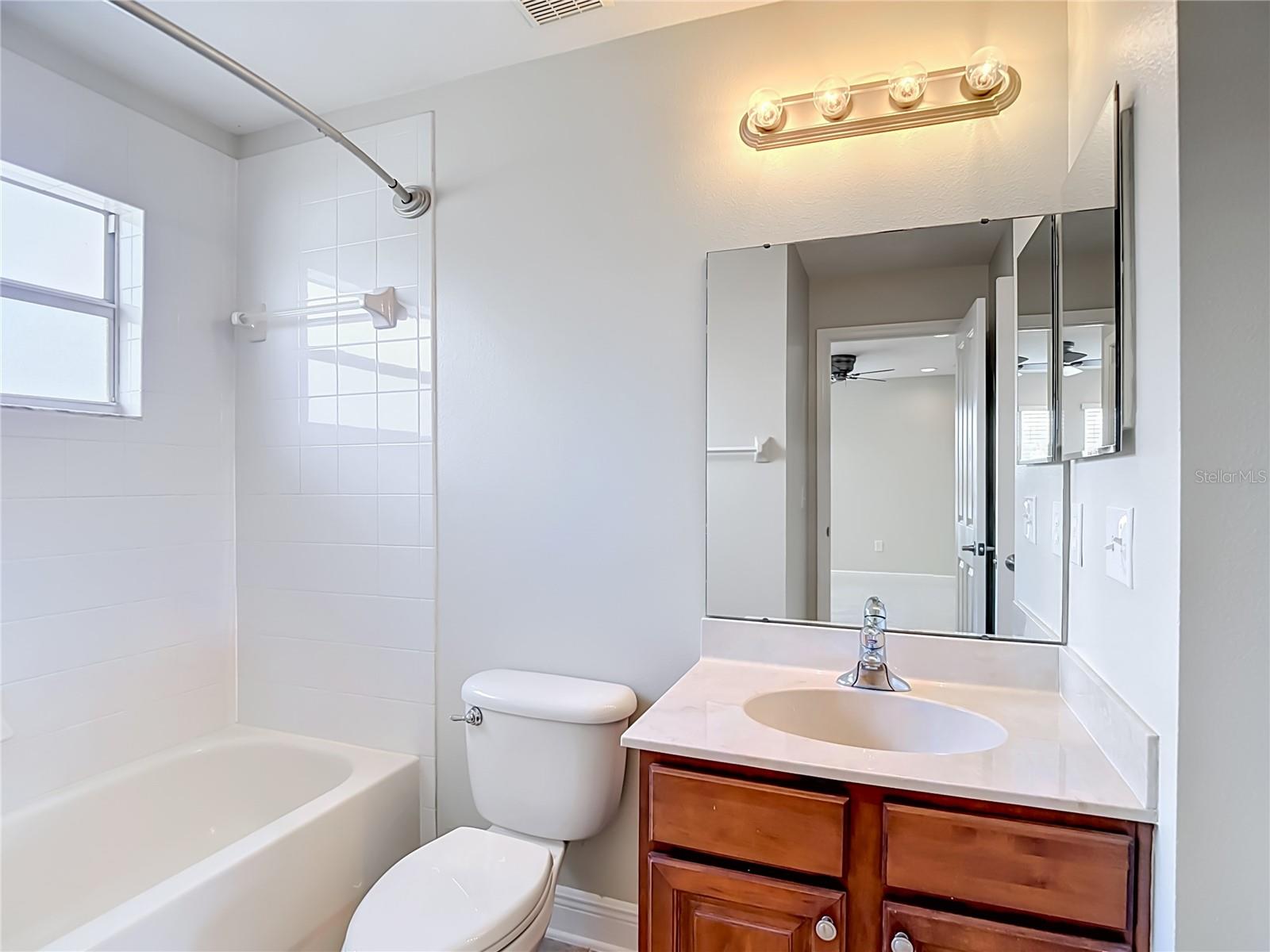 1439 BEACONSFIELD DR, WESLEY CHAPEL, FL, 33543