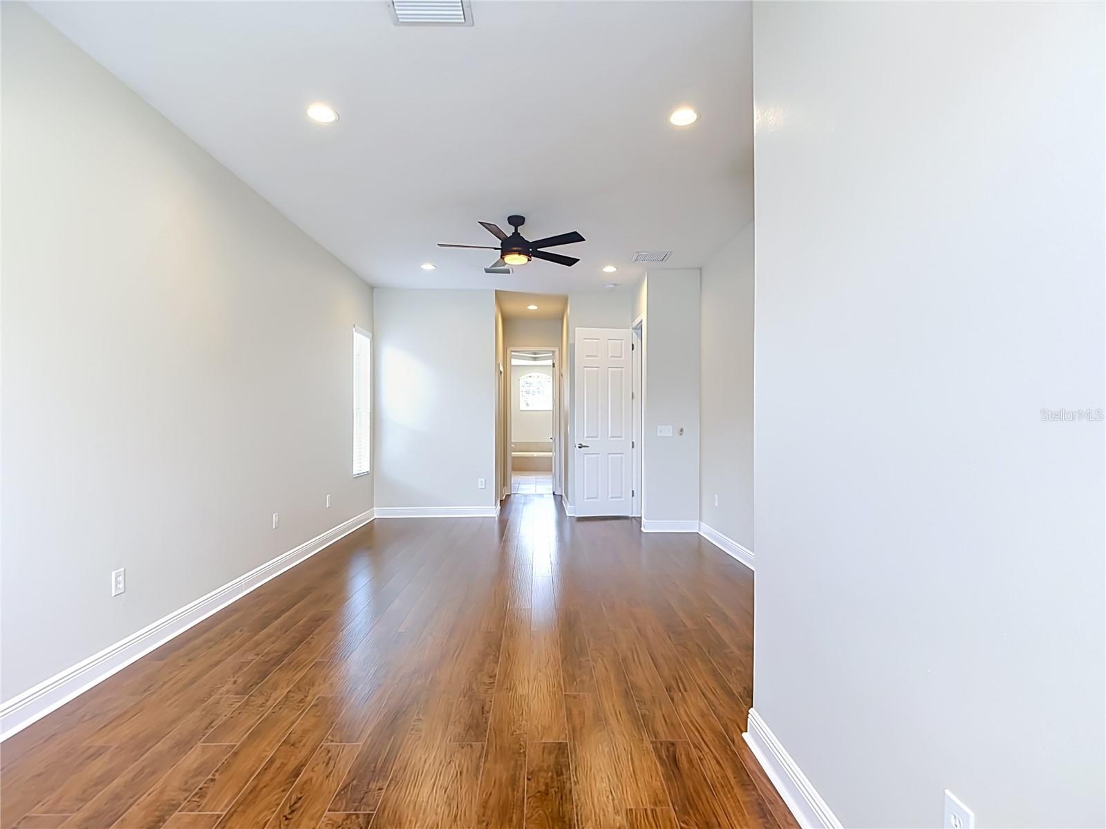 1439 BEACONSFIELD DR, WESLEY CHAPEL, FL, 33543