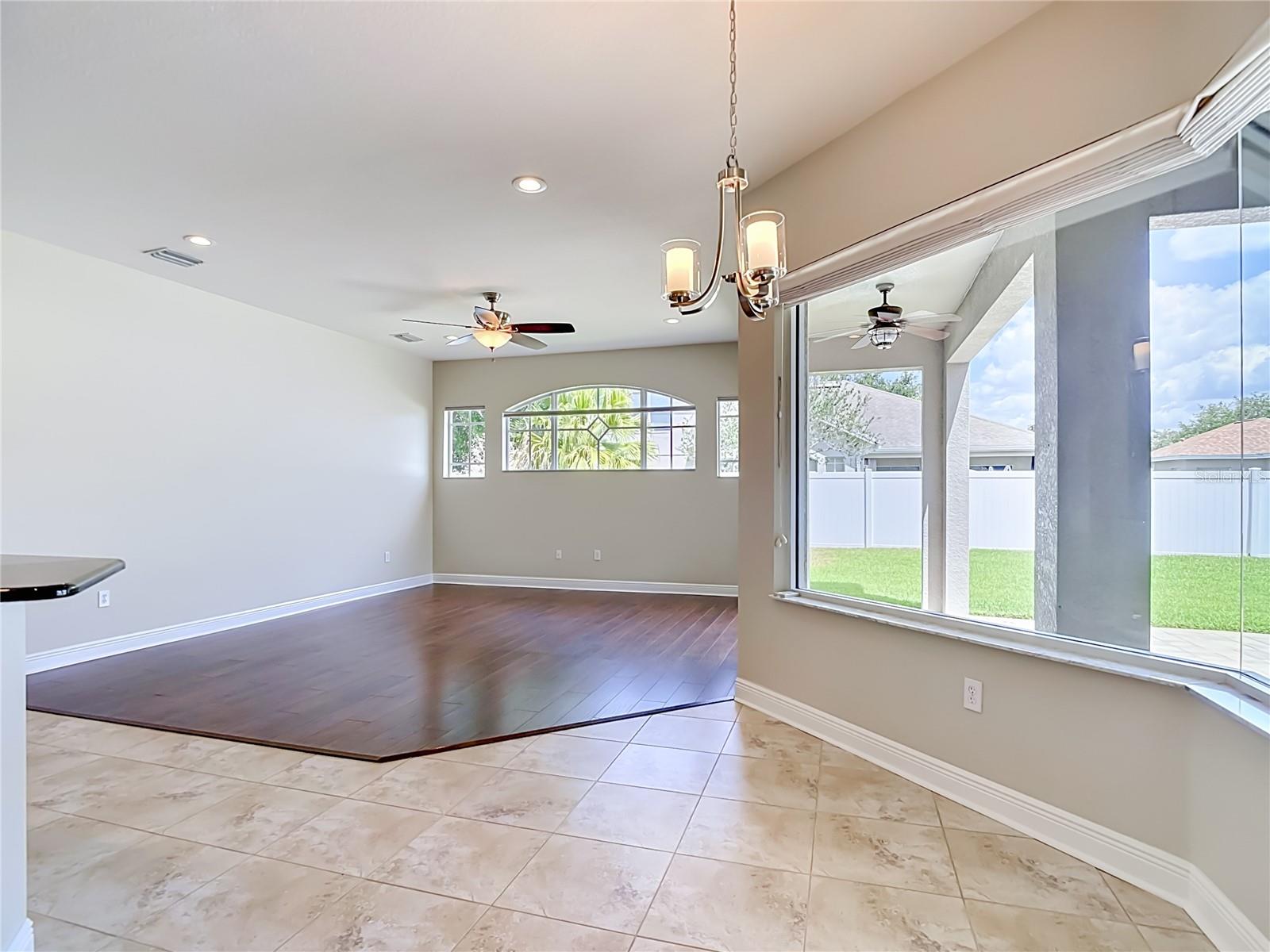 1439 BEACONSFIELD DR, WESLEY CHAPEL, FL, 33543