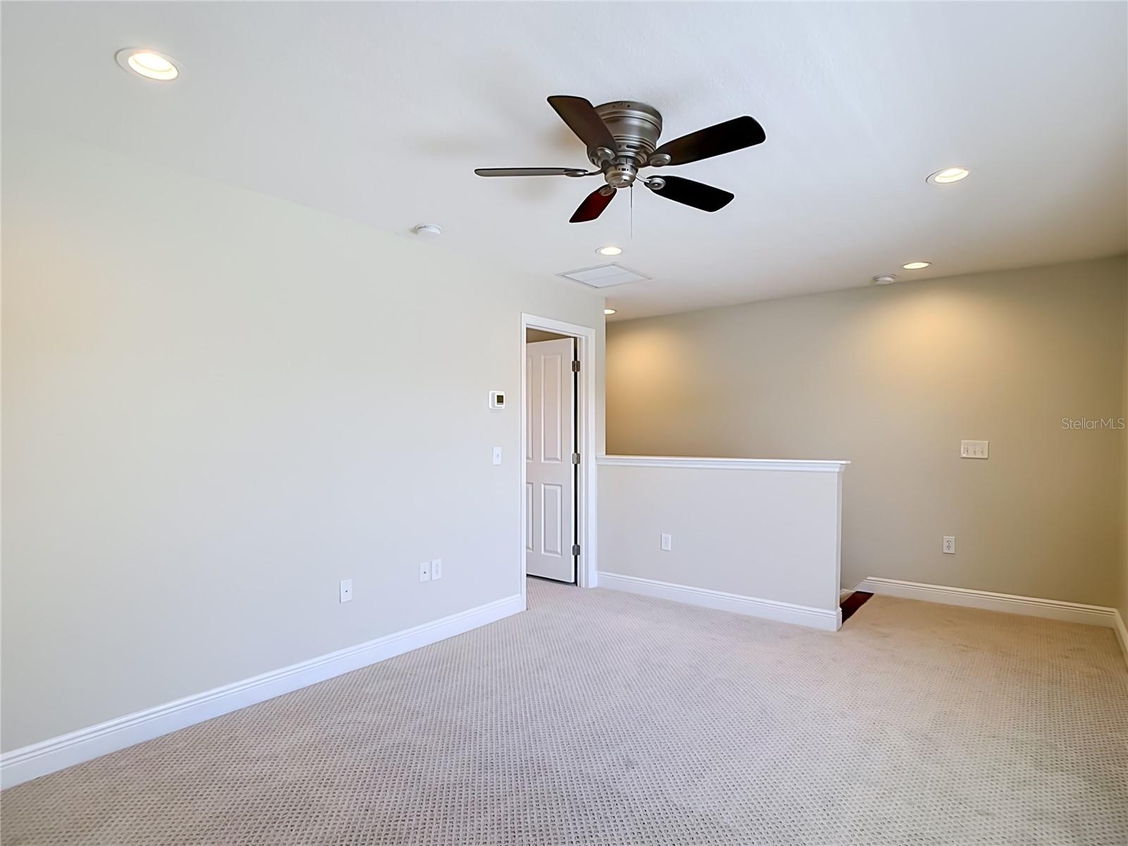 1439 BEACONSFIELD DR, WESLEY CHAPEL, FL, 33543