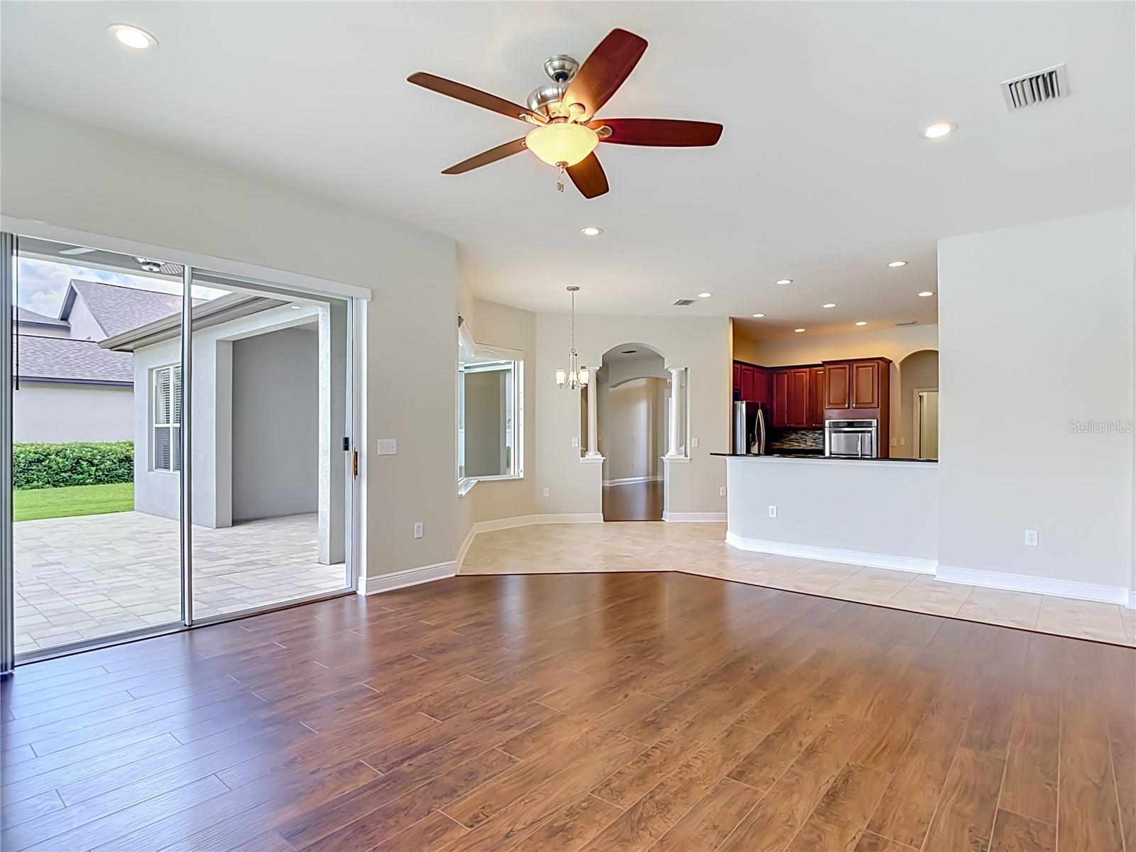 1439 BEACONSFIELD DR, WESLEY CHAPEL, FL, 33543