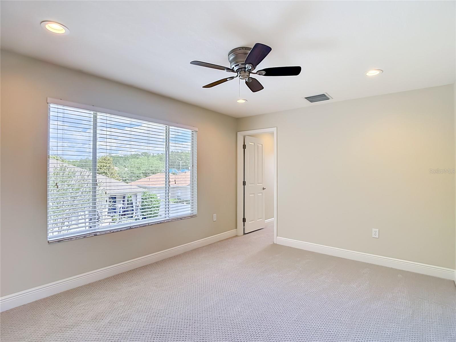 1439 BEACONSFIELD DR, WESLEY CHAPEL, FL, 33543