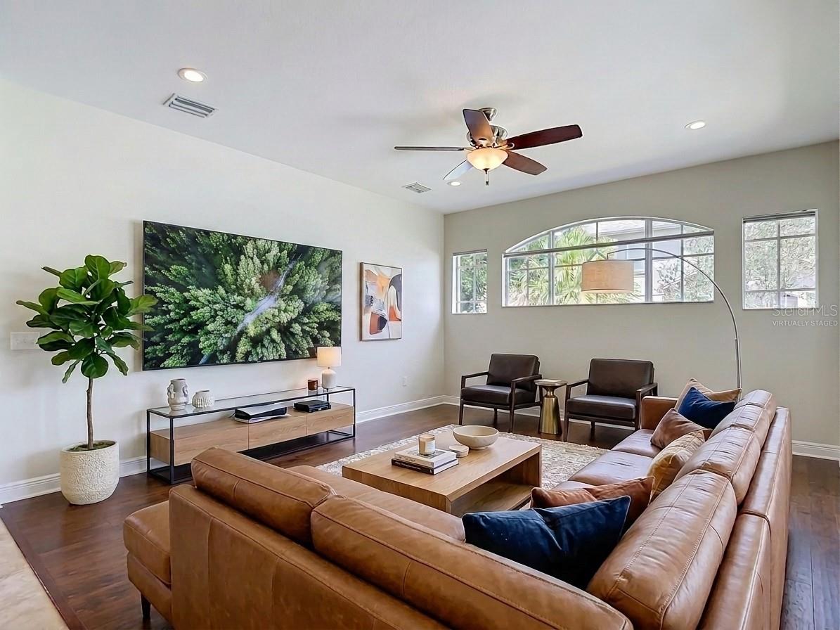 1439 BEACONSFIELD DR, WESLEY CHAPEL, FL, 33543