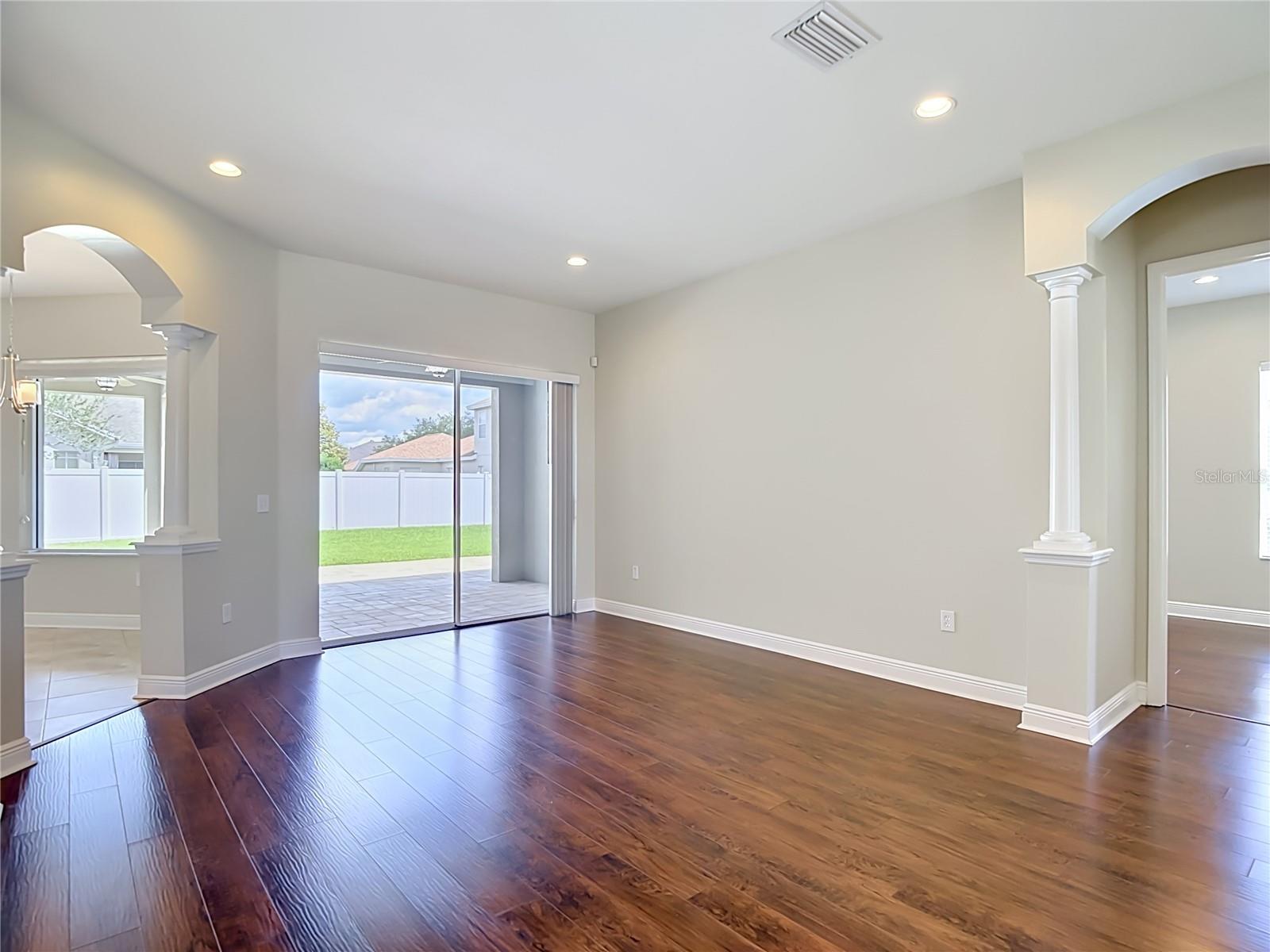 1439 BEACONSFIELD DR, WESLEY CHAPEL, FL, 33543