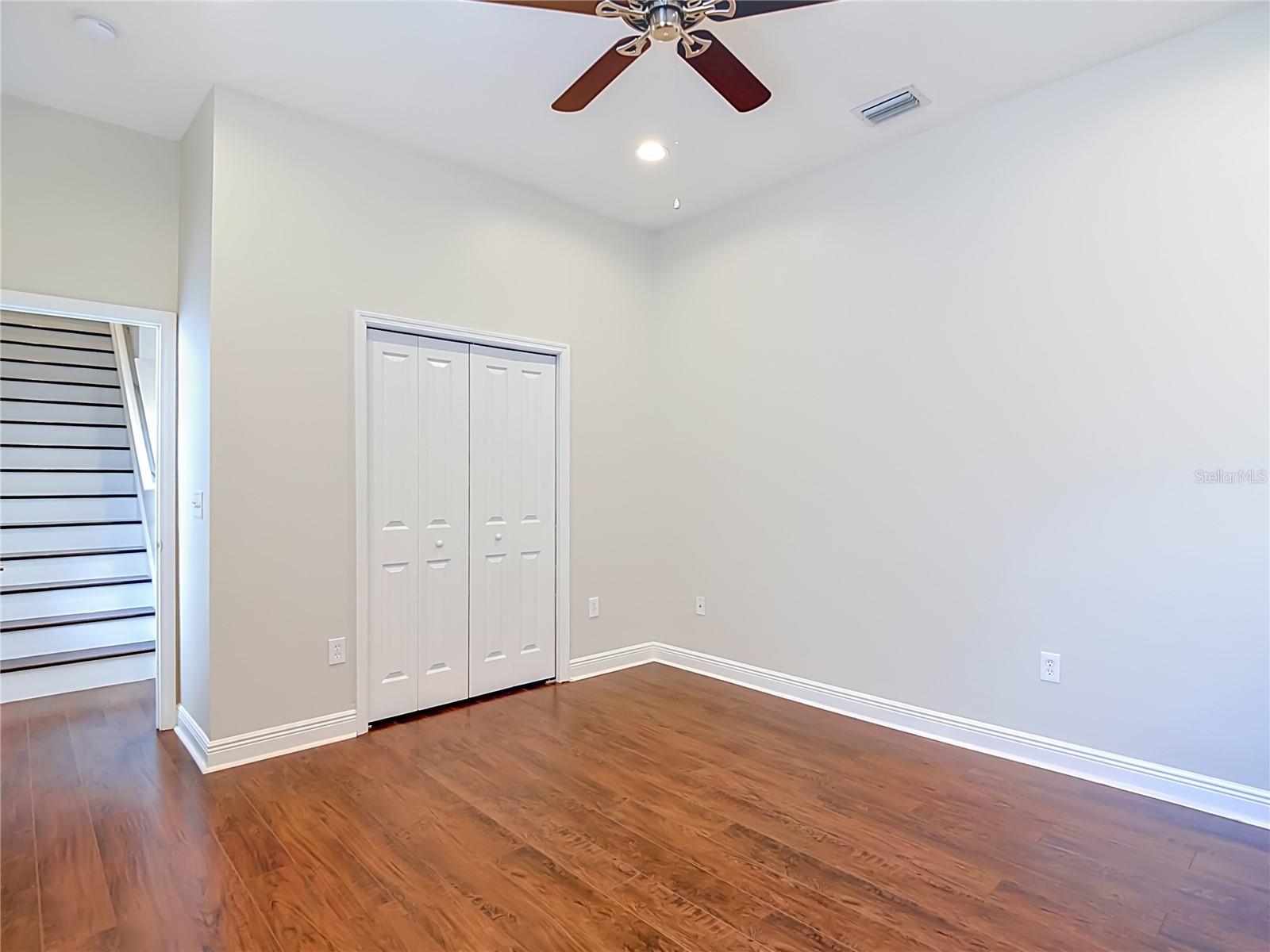 1439 BEACONSFIELD DR, WESLEY CHAPEL, FL, 33543