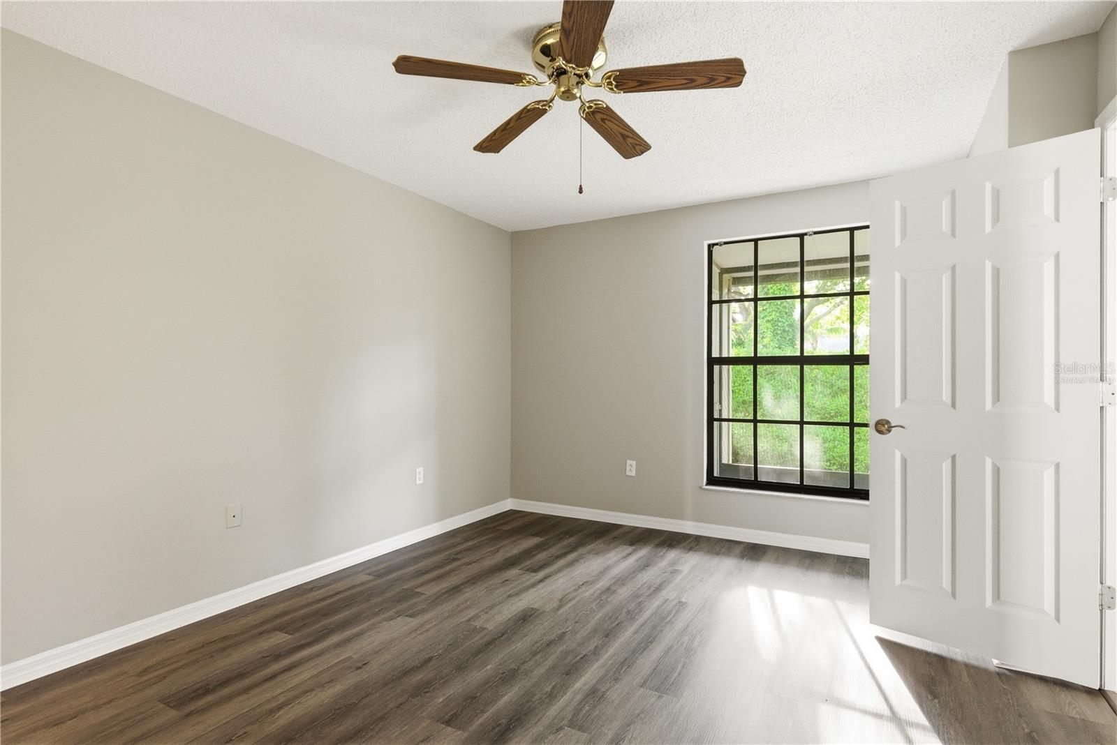 18 WINDRUSH BAY DR, TARPON SPRINGS, FL, 34689