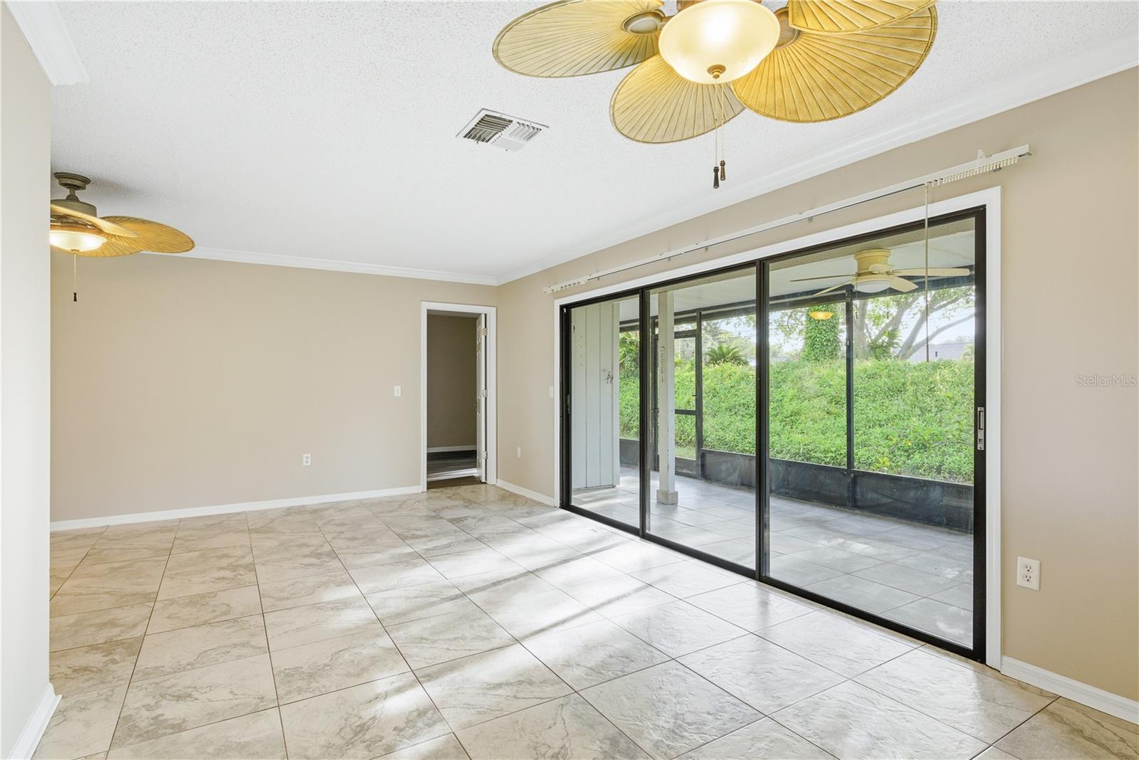 18 WINDRUSH BAY DR, TARPON SPRINGS, FL, 34689