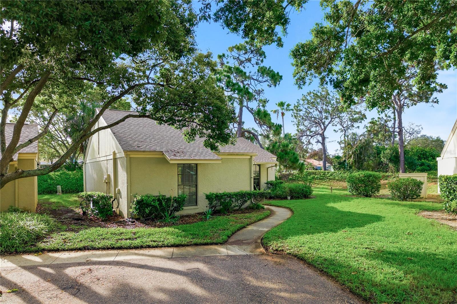 18 WINDRUSH BAY DR, TARPON SPRINGS, FL, 34689