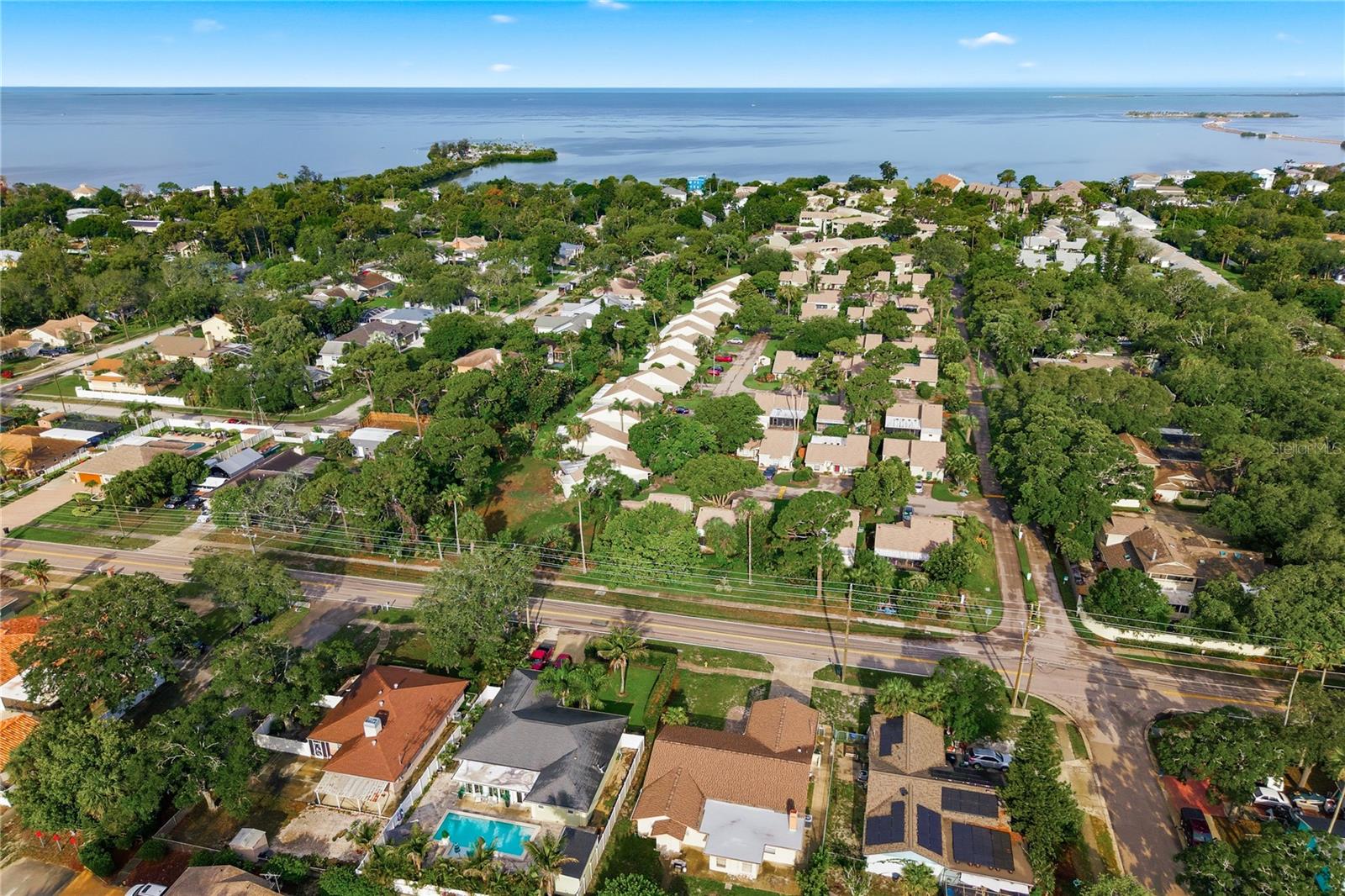 18 WINDRUSH BAY DR, TARPON SPRINGS, FL, 34689