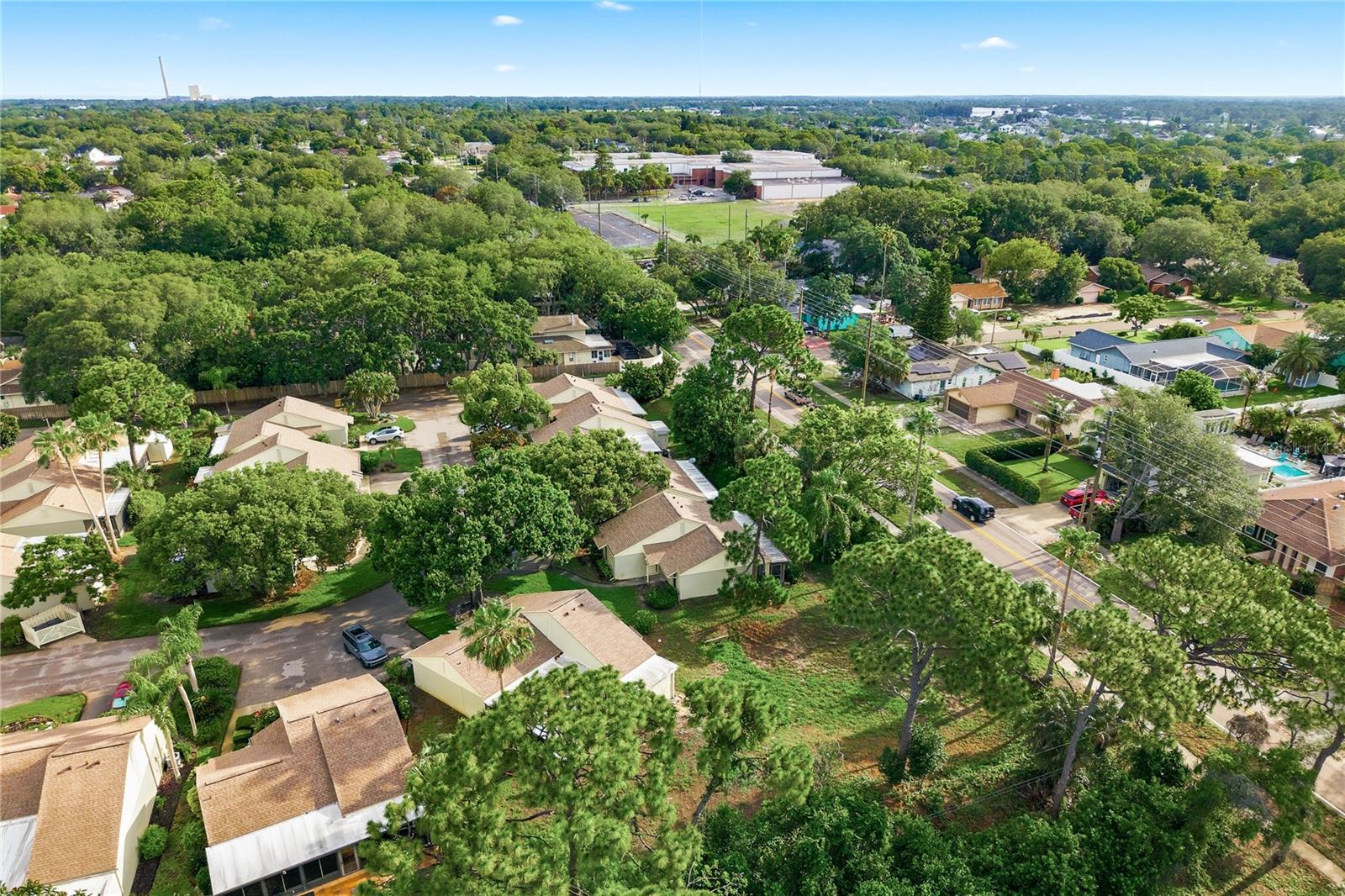 18 WINDRUSH BAY DR, TARPON SPRINGS, FL, 34689