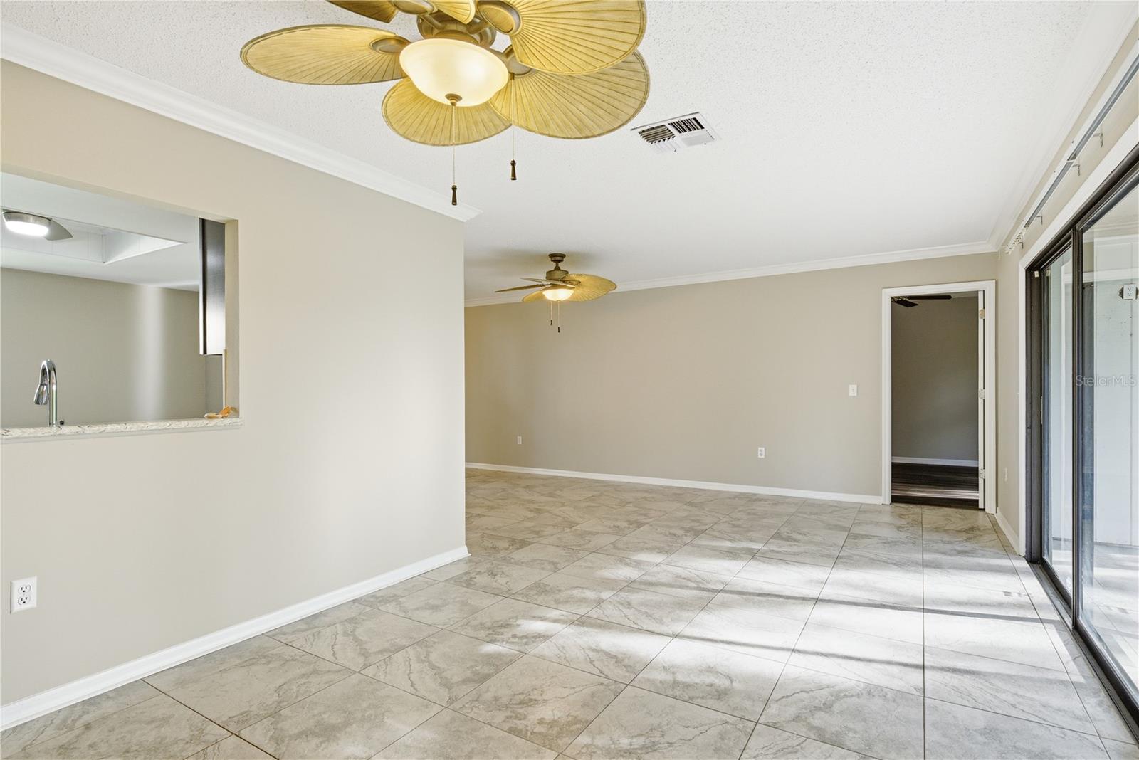 18 WINDRUSH BAY DR, TARPON SPRINGS, FL, 34689