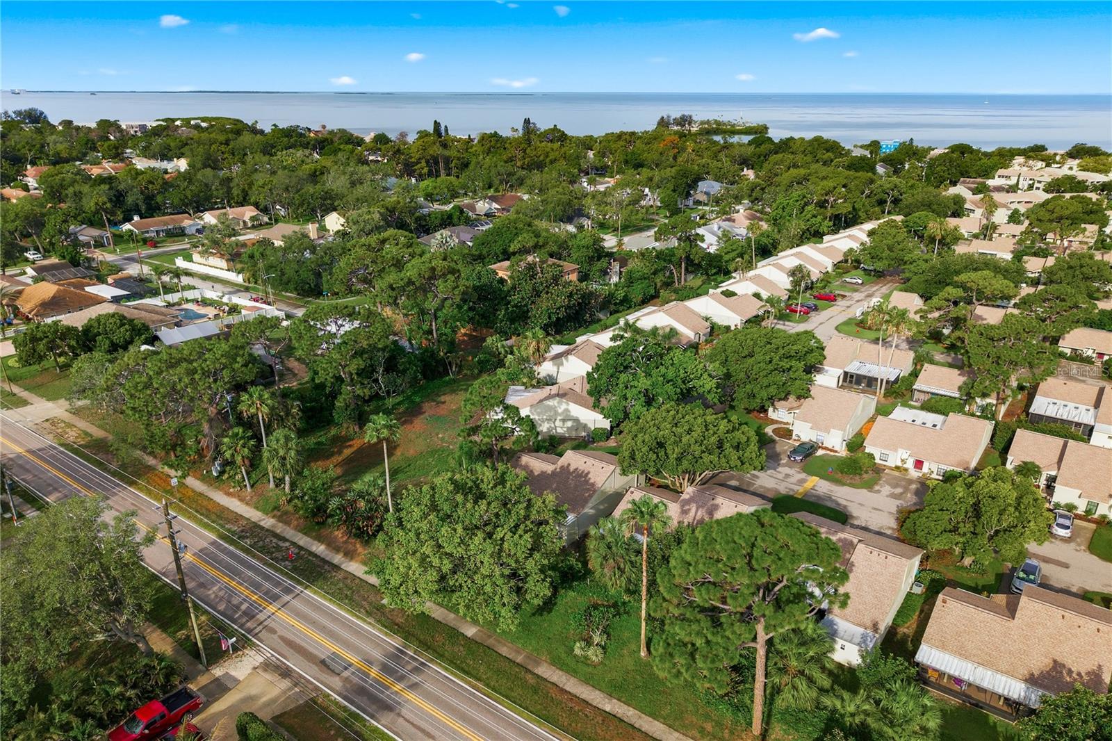 18 WINDRUSH BAY DR, TARPON SPRINGS, FL, 34689