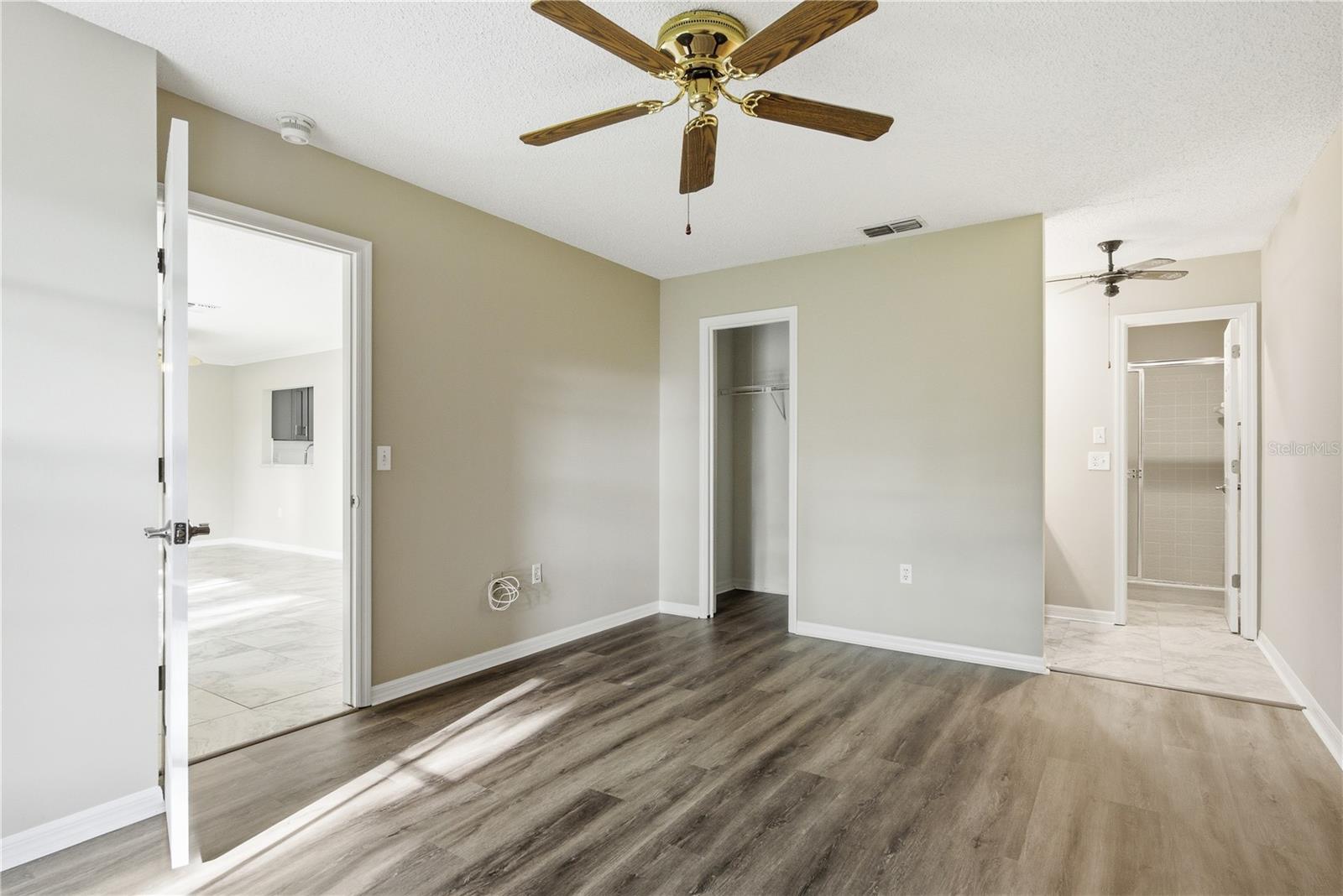 18 WINDRUSH BAY DR, TARPON SPRINGS, FL, 34689