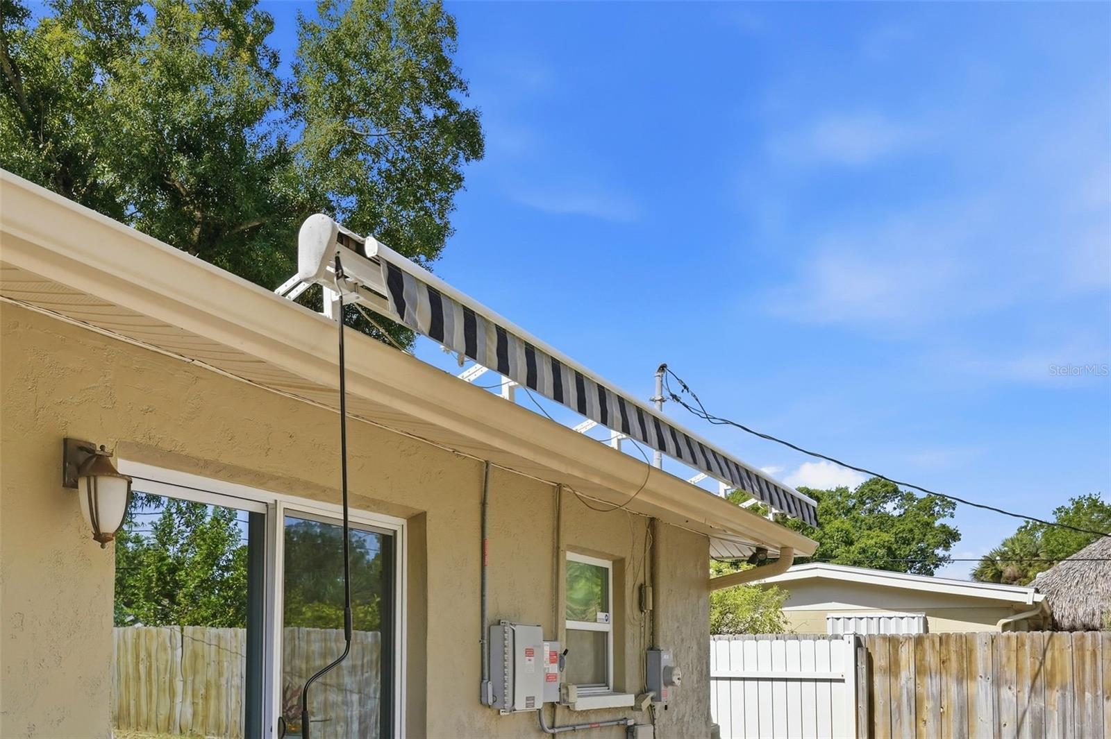 5654 KIWANIS PL NE, ST PETERSBURG, FL, 33703