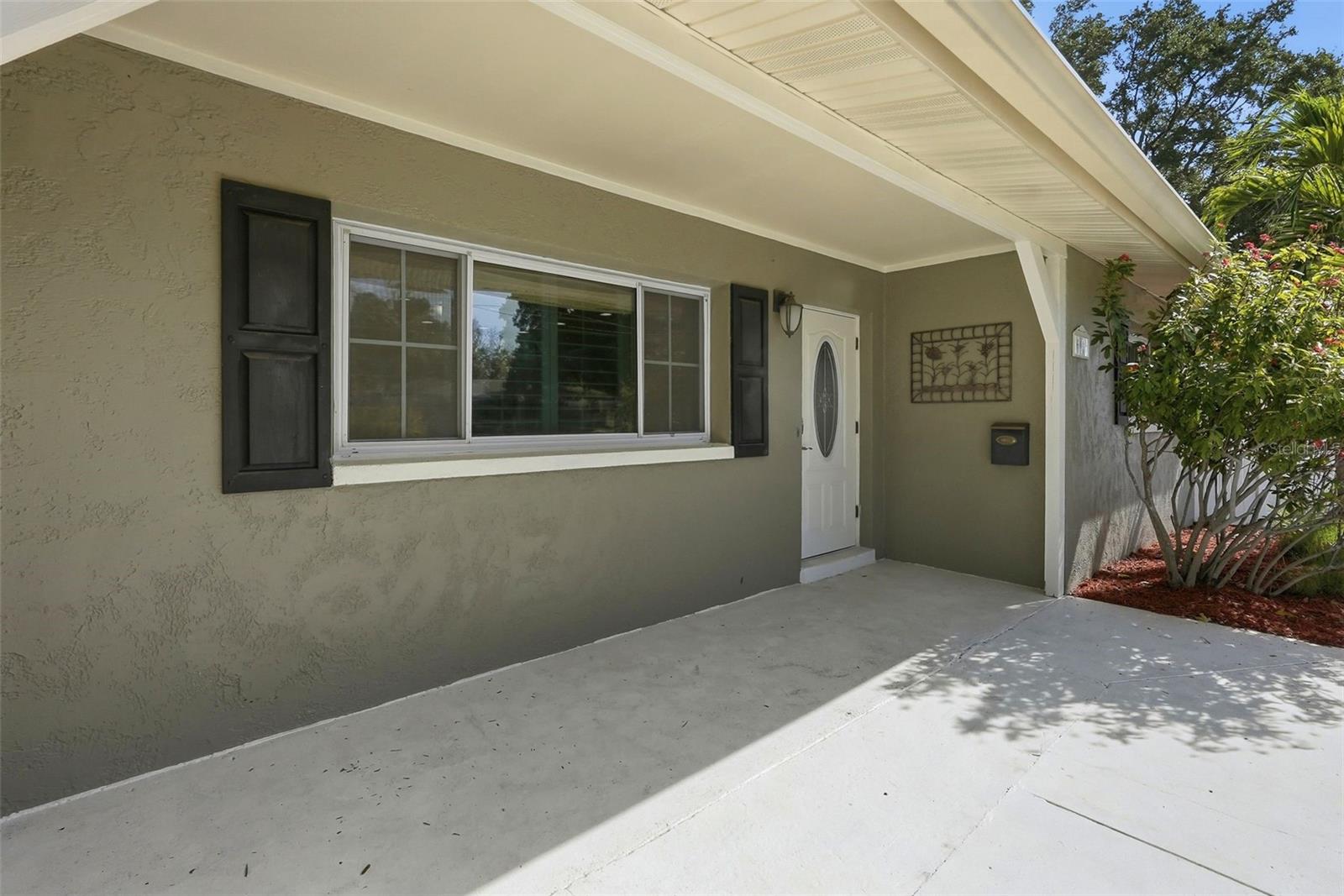 5654 KIWANIS PL NE, ST PETERSBURG, FL, 33703
