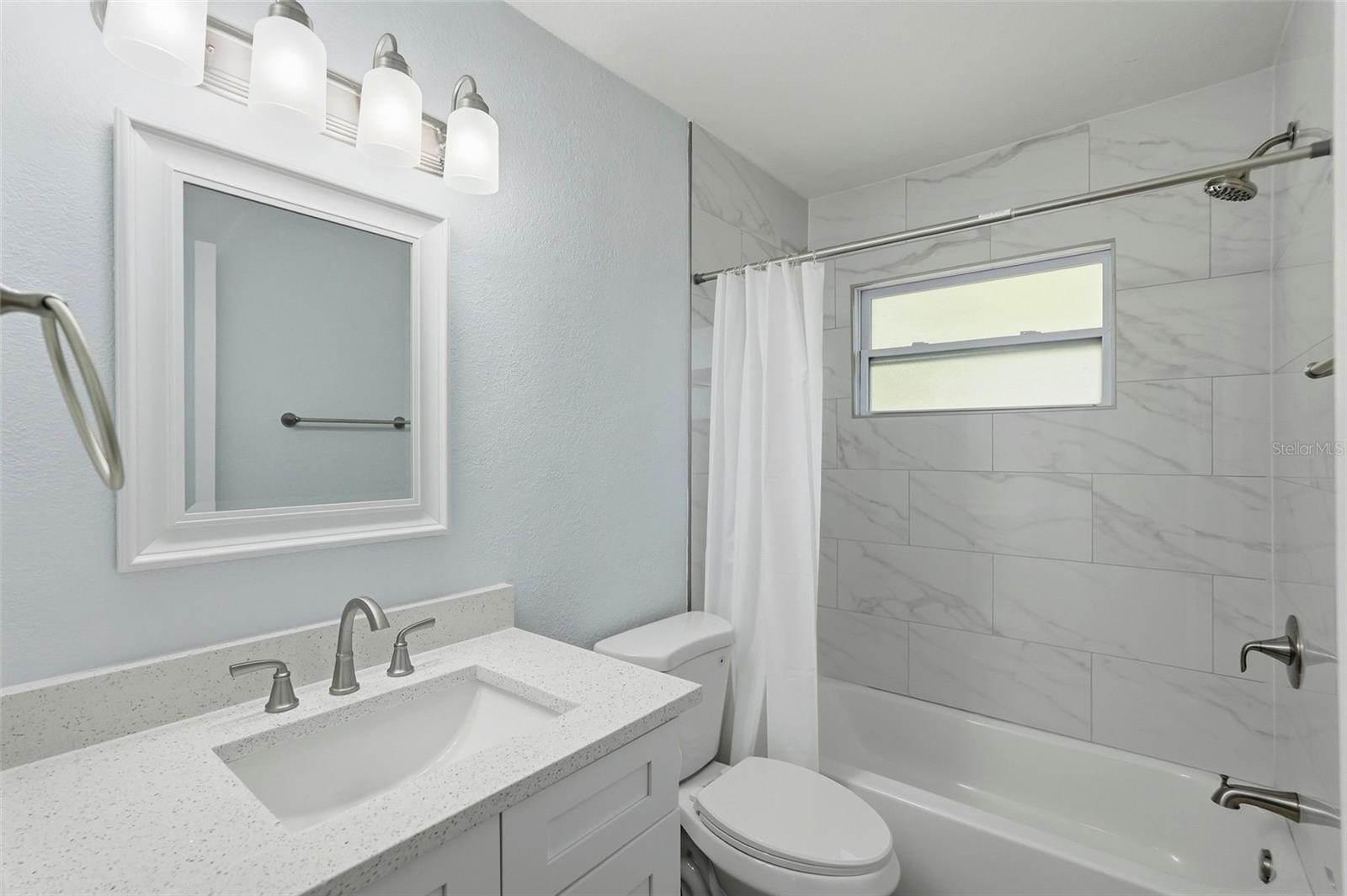 5654 KIWANIS PL NE, ST PETERSBURG, FL, 33703