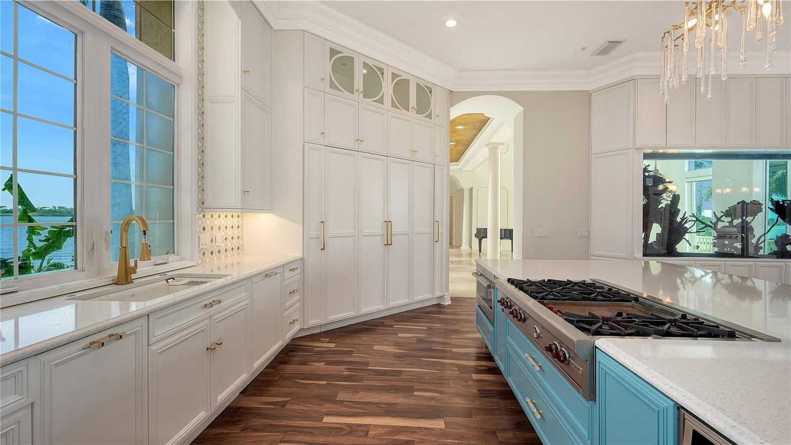 1356 POINT CRISP RD, SARASOTA, FL, 34242