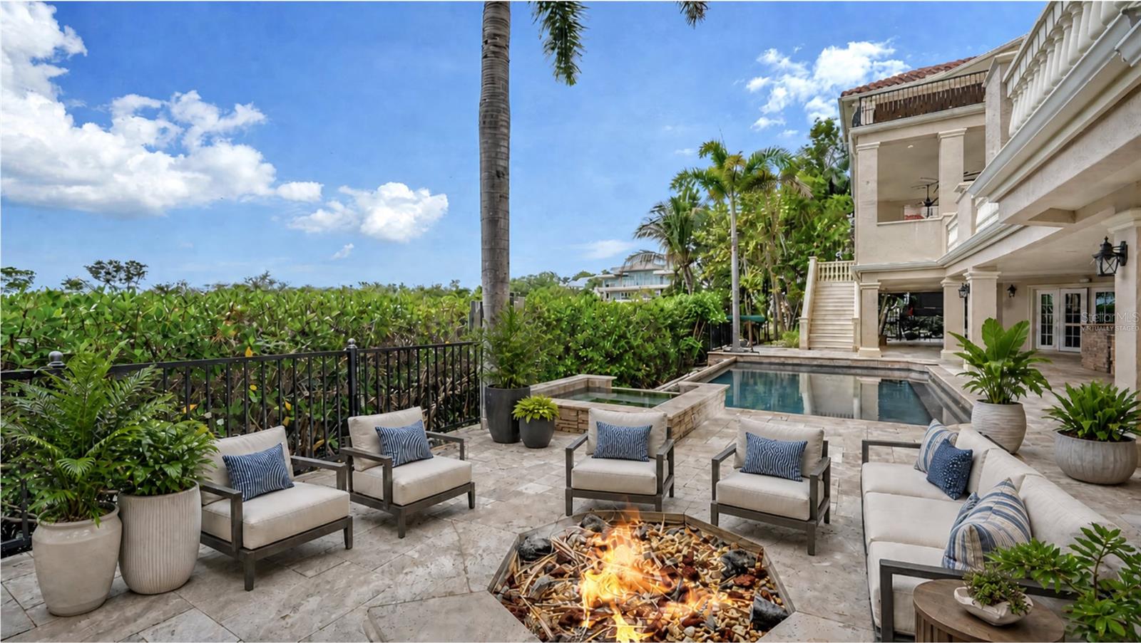 1356 POINT CRISP RD, SARASOTA, FL, 34242