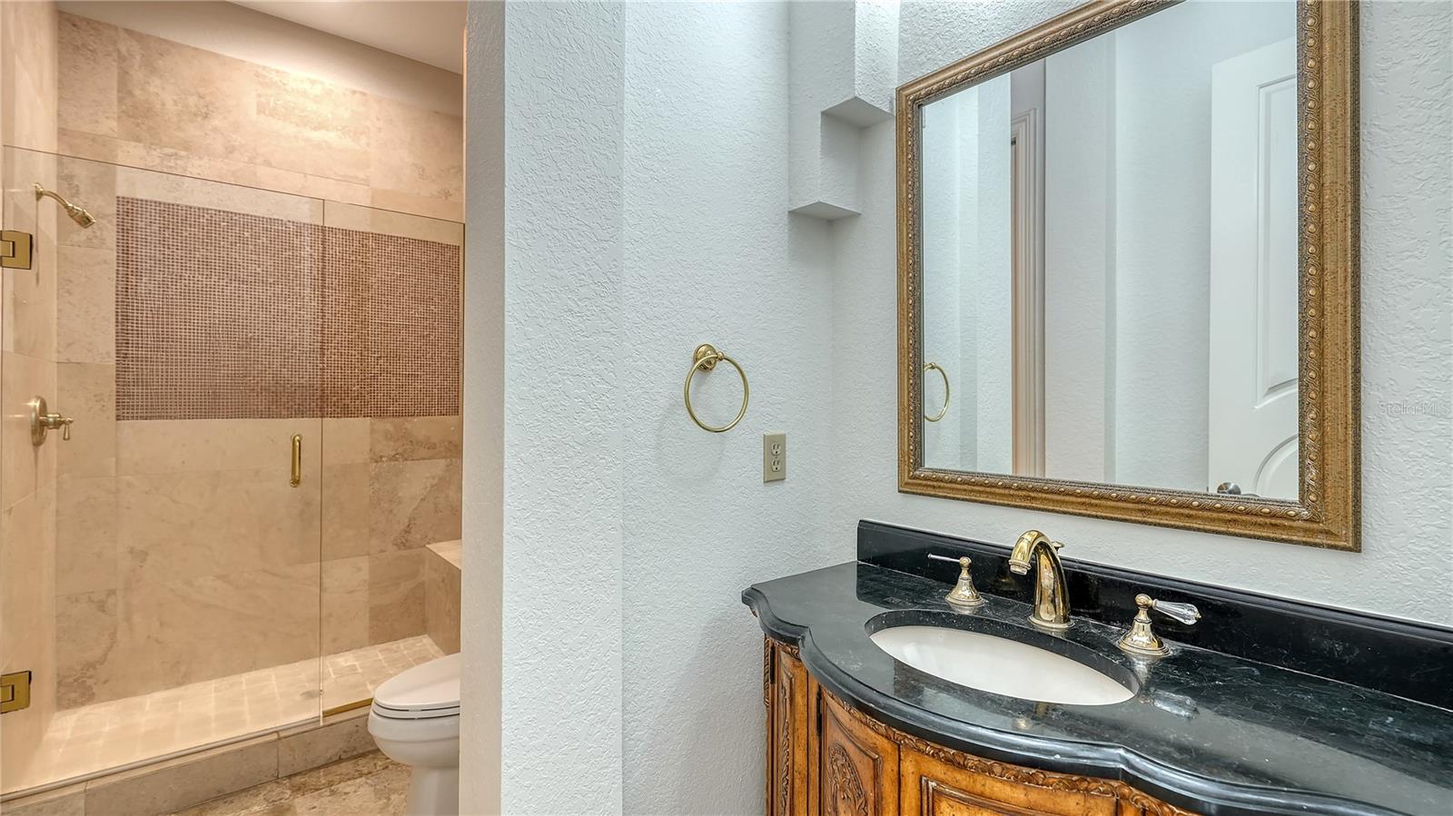 1356 POINT CRISP RD, SARASOTA, FL, 34242