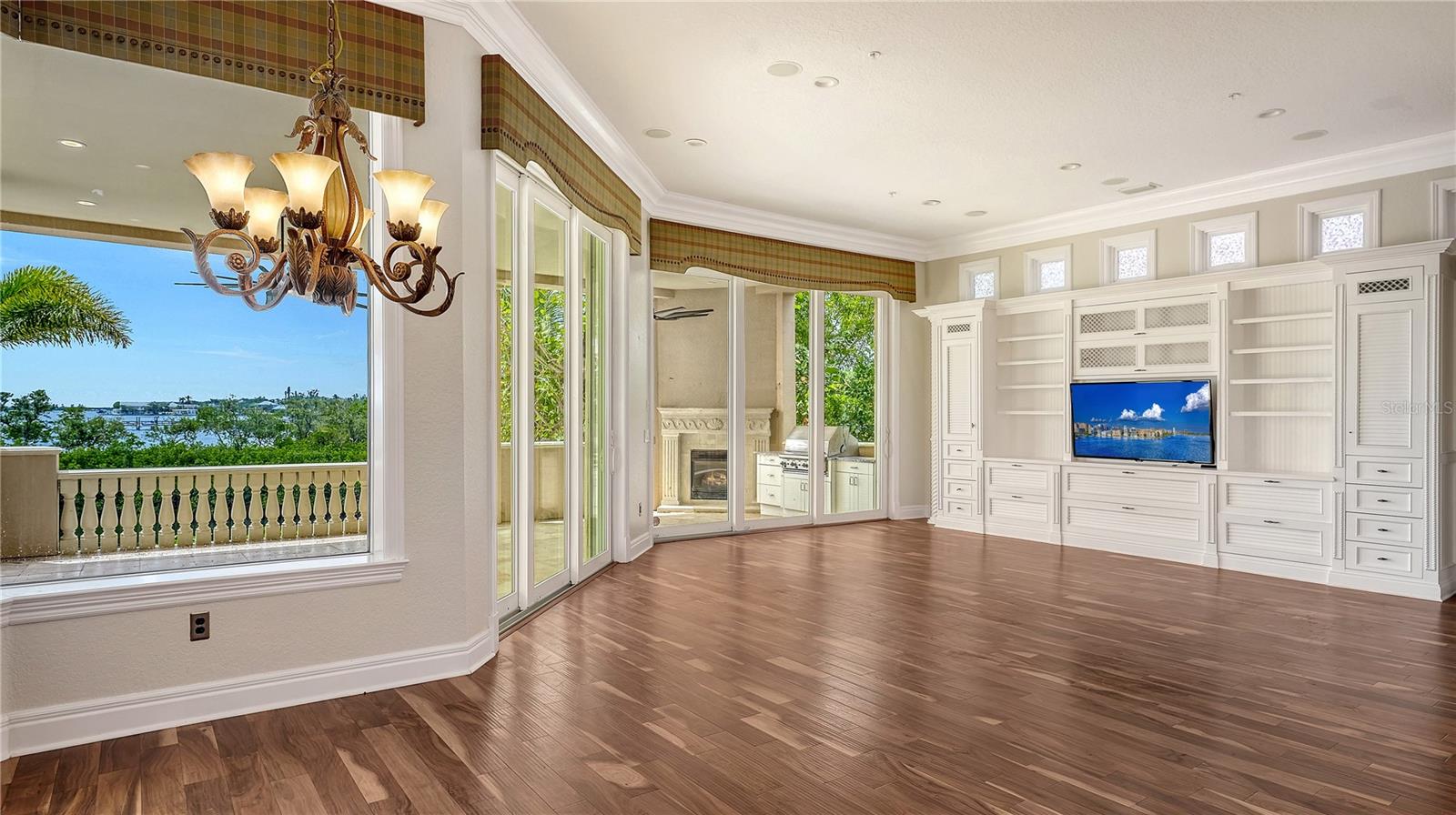 1356 POINT CRISP RD, SARASOTA, FL, 34242