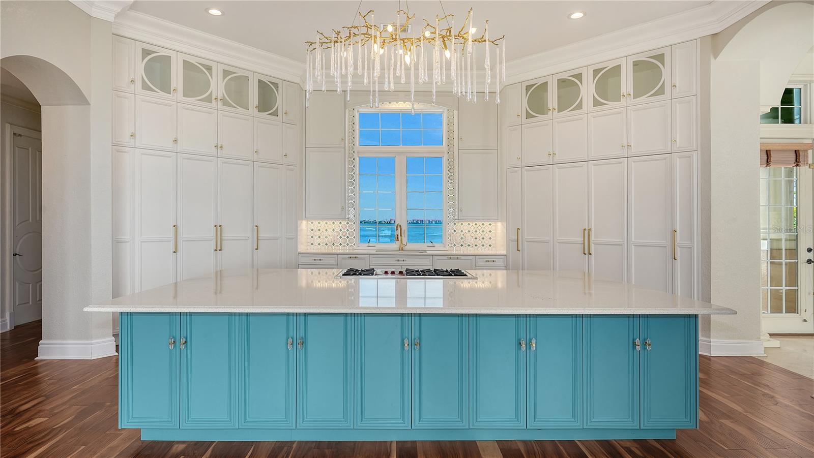 1356 POINT CRISP RD, SARASOTA, FL, 34242