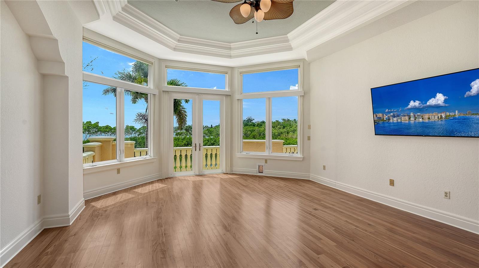1356 POINT CRISP RD, SARASOTA, FL, 34242