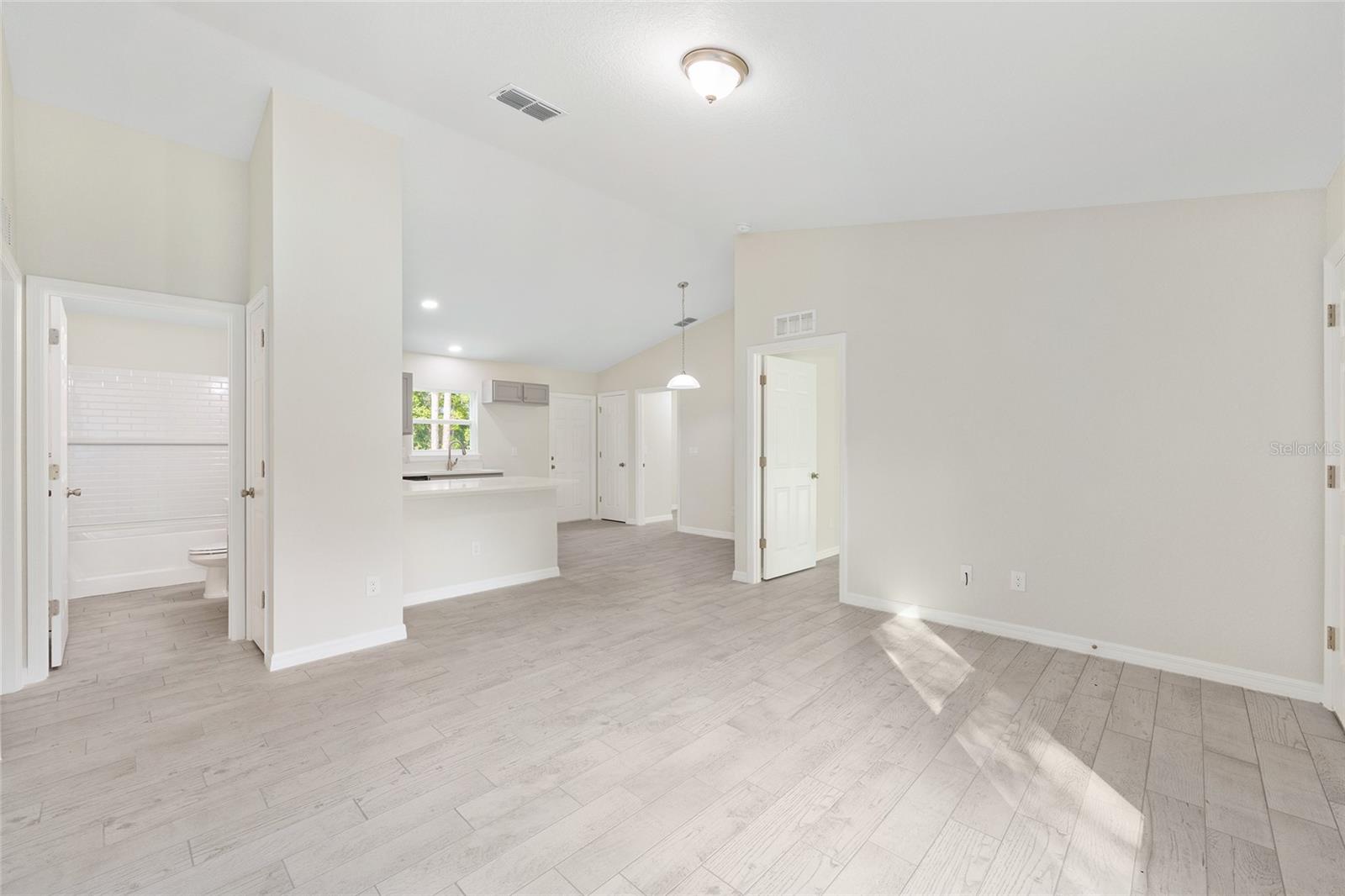 358 LOCUST RD, OCALA, FL, 34480