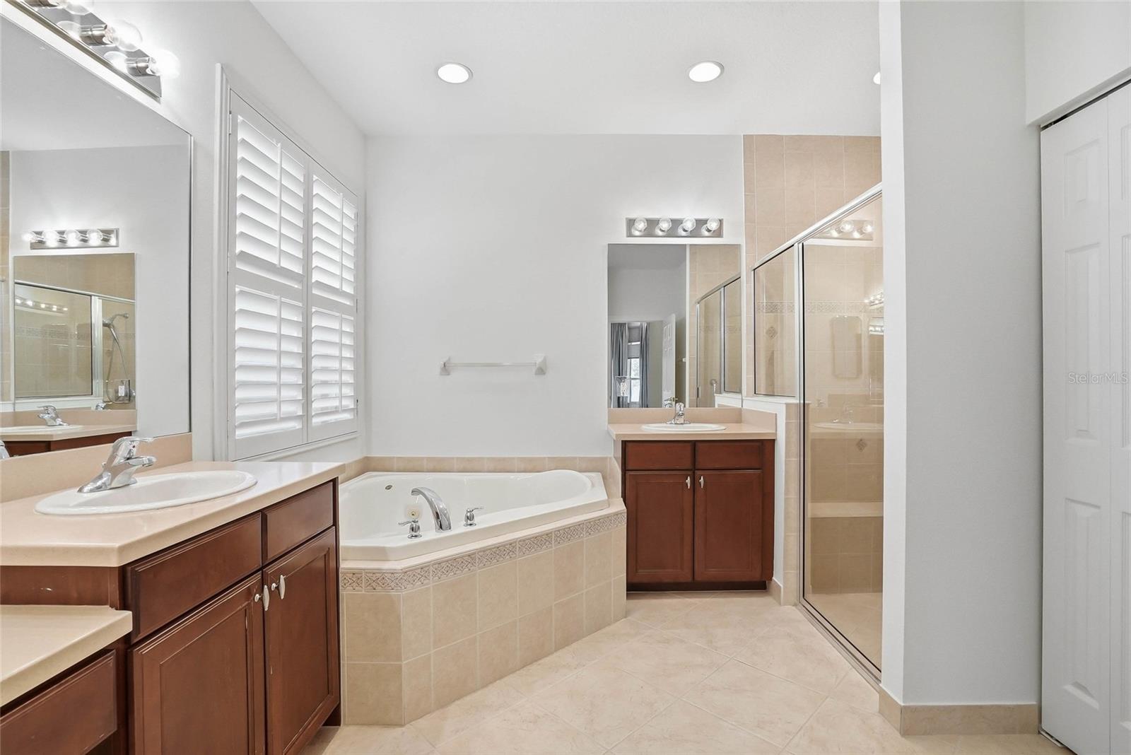 5042 SANDY BROOK CIR, WIMAUMA, FL, 33598
