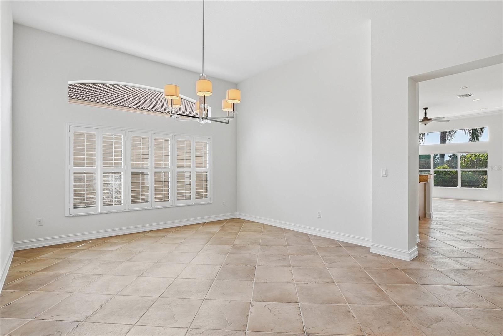 5042 SANDY BROOK CIR, WIMAUMA, FL, 33598
