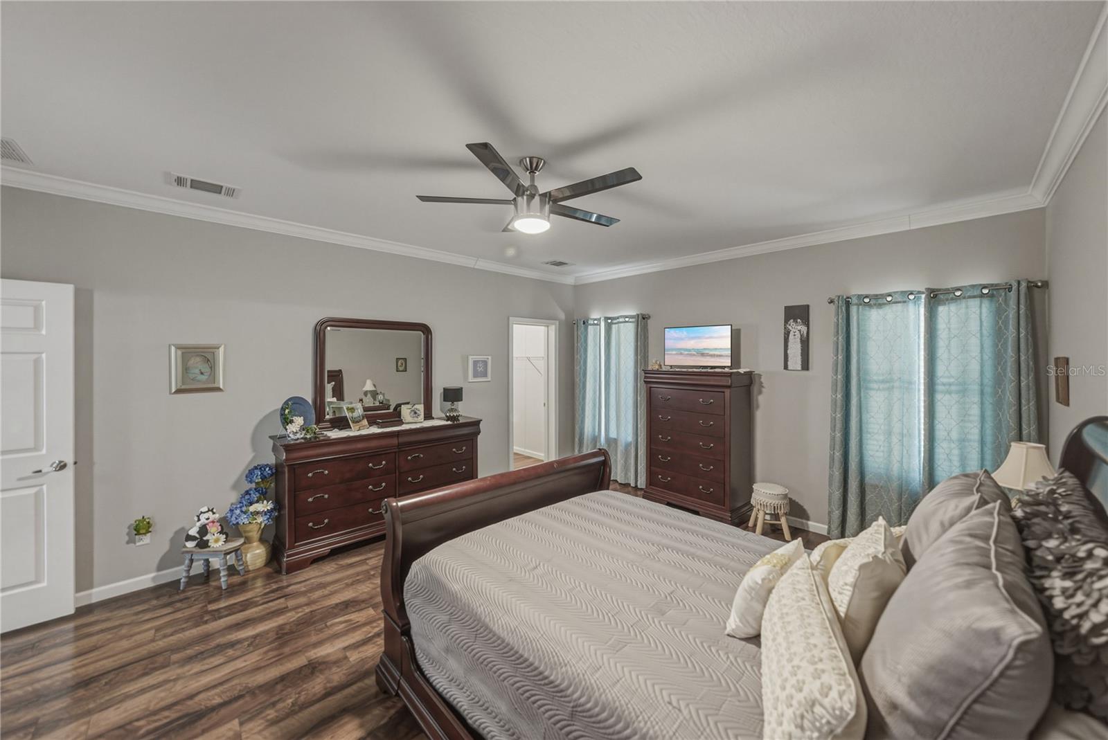 37220 NEUKOM AVE, ZEPHYRHILLS, FL, 33541