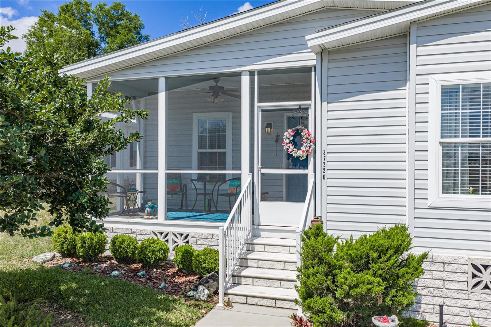 37220 NEUKOM AVE, ZEPHYRHILLS, FL, 33541