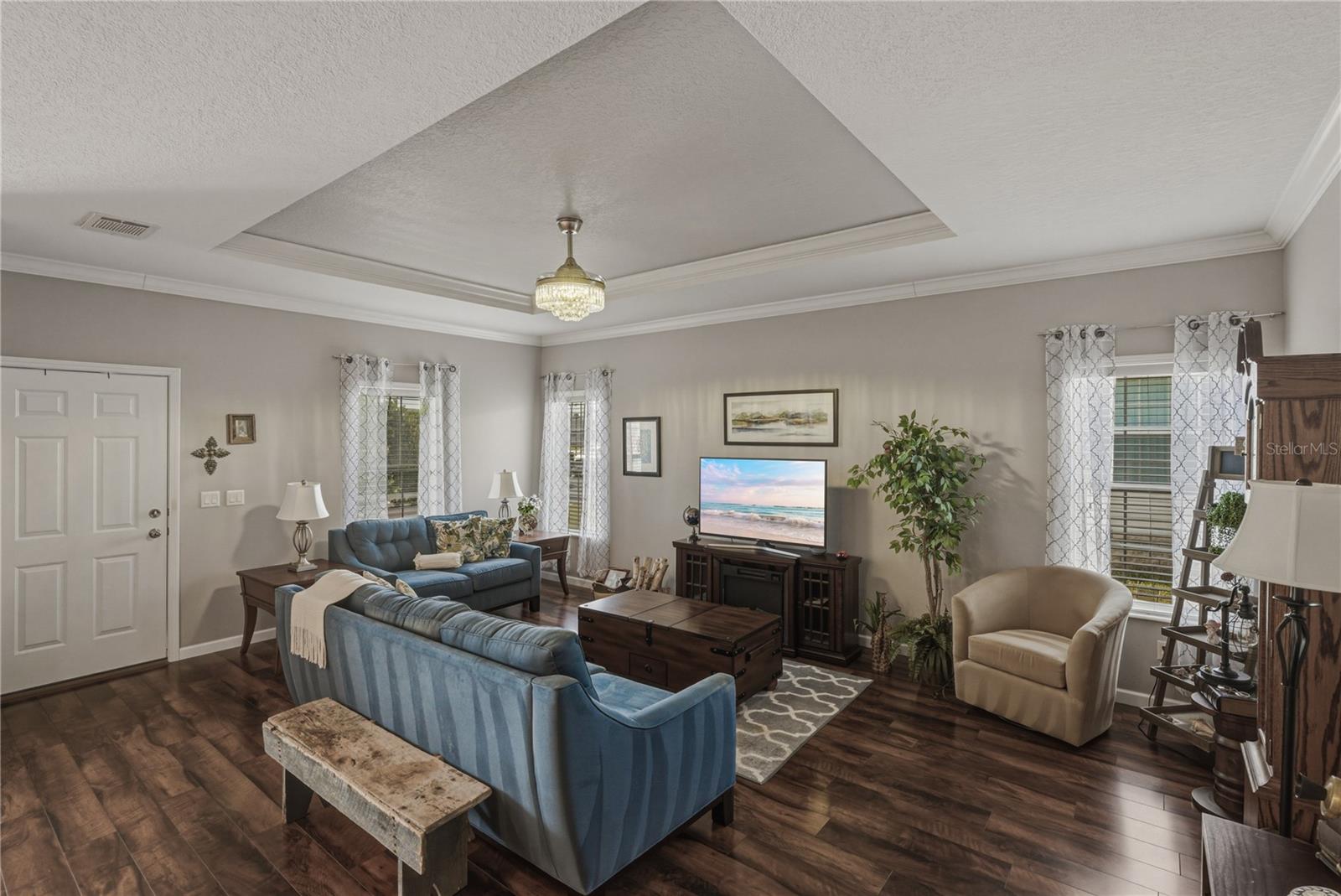 37220 NEUKOM AVE, ZEPHYRHILLS, FL, 33541