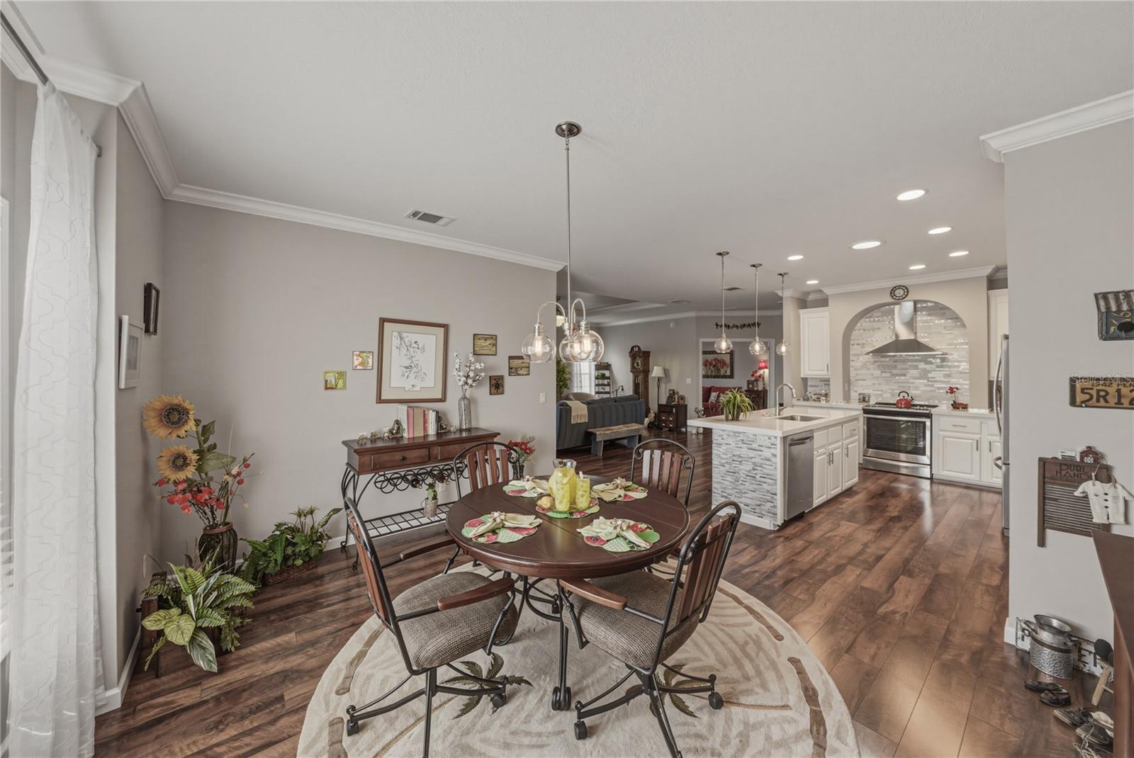37220 NEUKOM AVE, ZEPHYRHILLS, FL, 33541