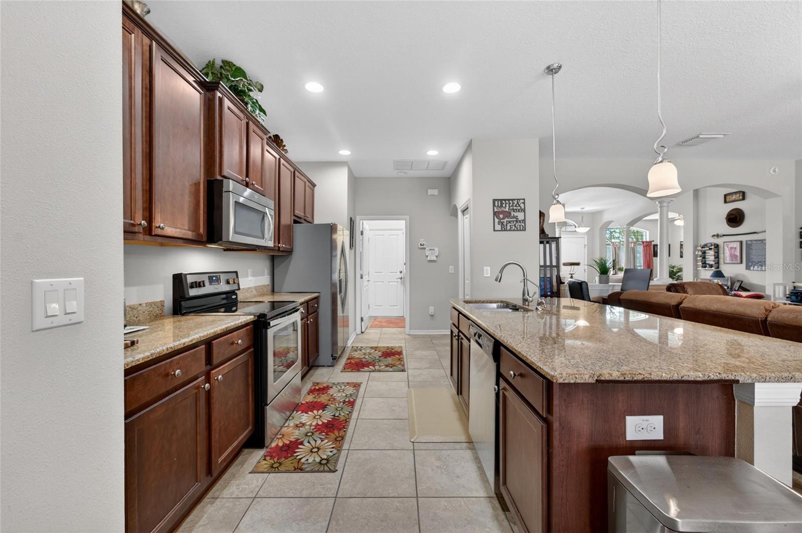 32138 OAK GLEN DR, SAN ANTONIO, FL, 33576