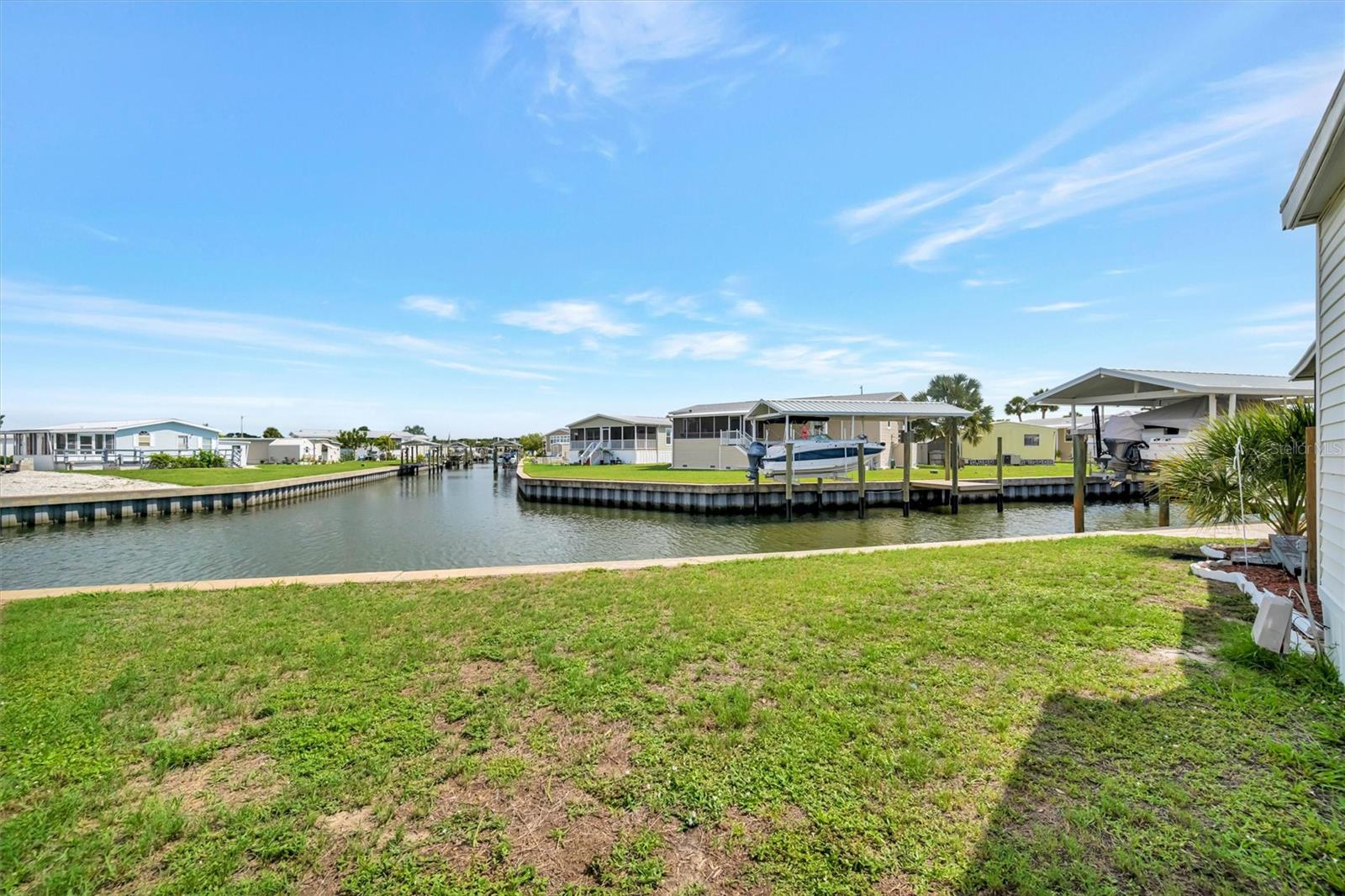 162 S SAINT THOMAS CIR, APOLLO BEACH, FL, 33572