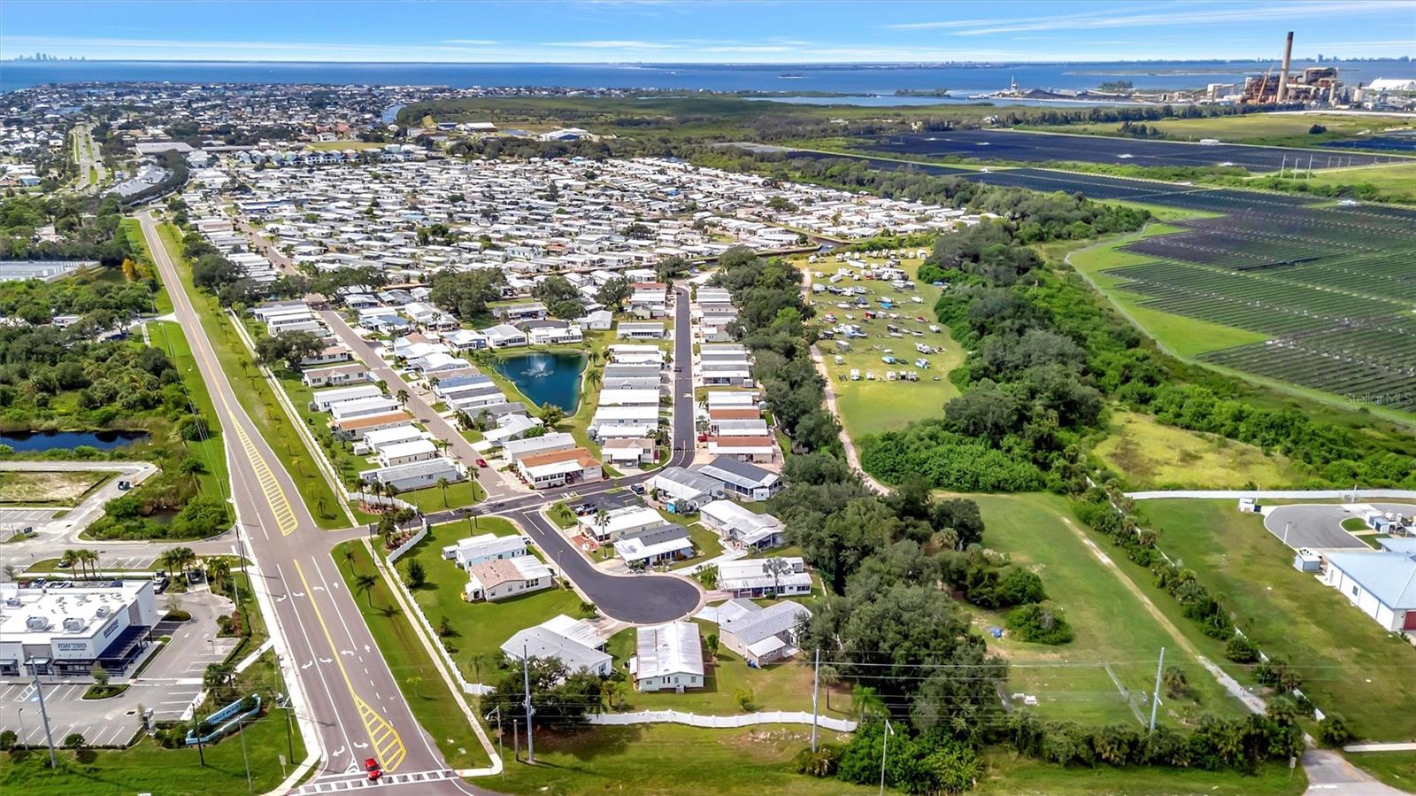 162 S SAINT THOMAS CIR, APOLLO BEACH, FL, 33572