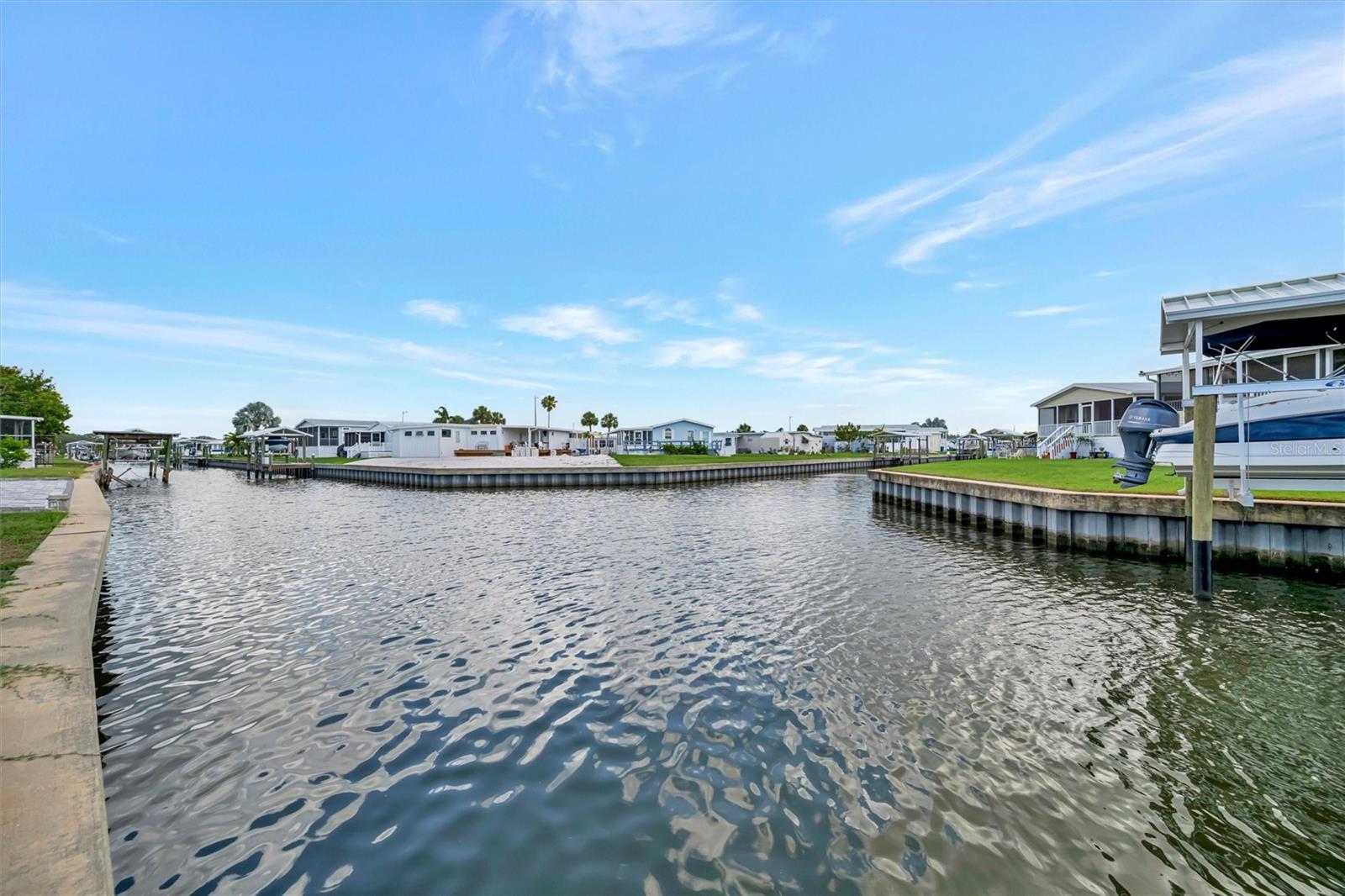 162 S SAINT THOMAS CIR, APOLLO BEACH, FL, 33572